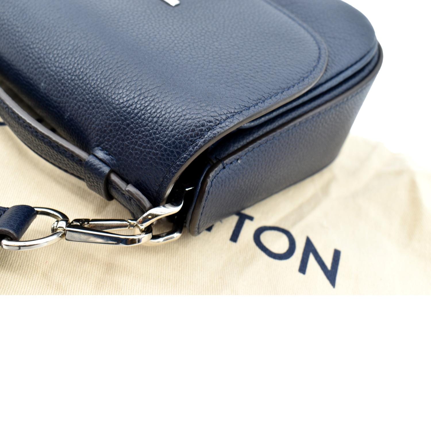 LOUIS VUITTON Vivienne NM Grained Calfskin Leather Shoulder Bag Blue