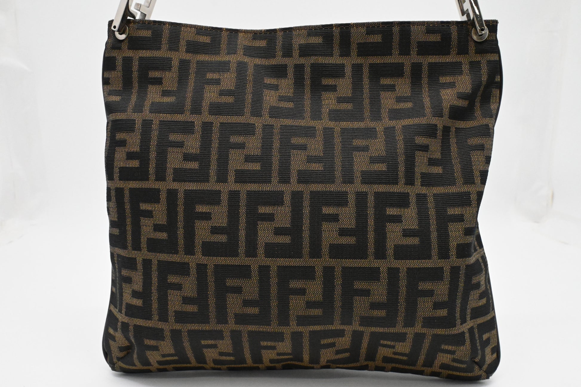 Fendi Shoulder Bag in Zucca Canvas