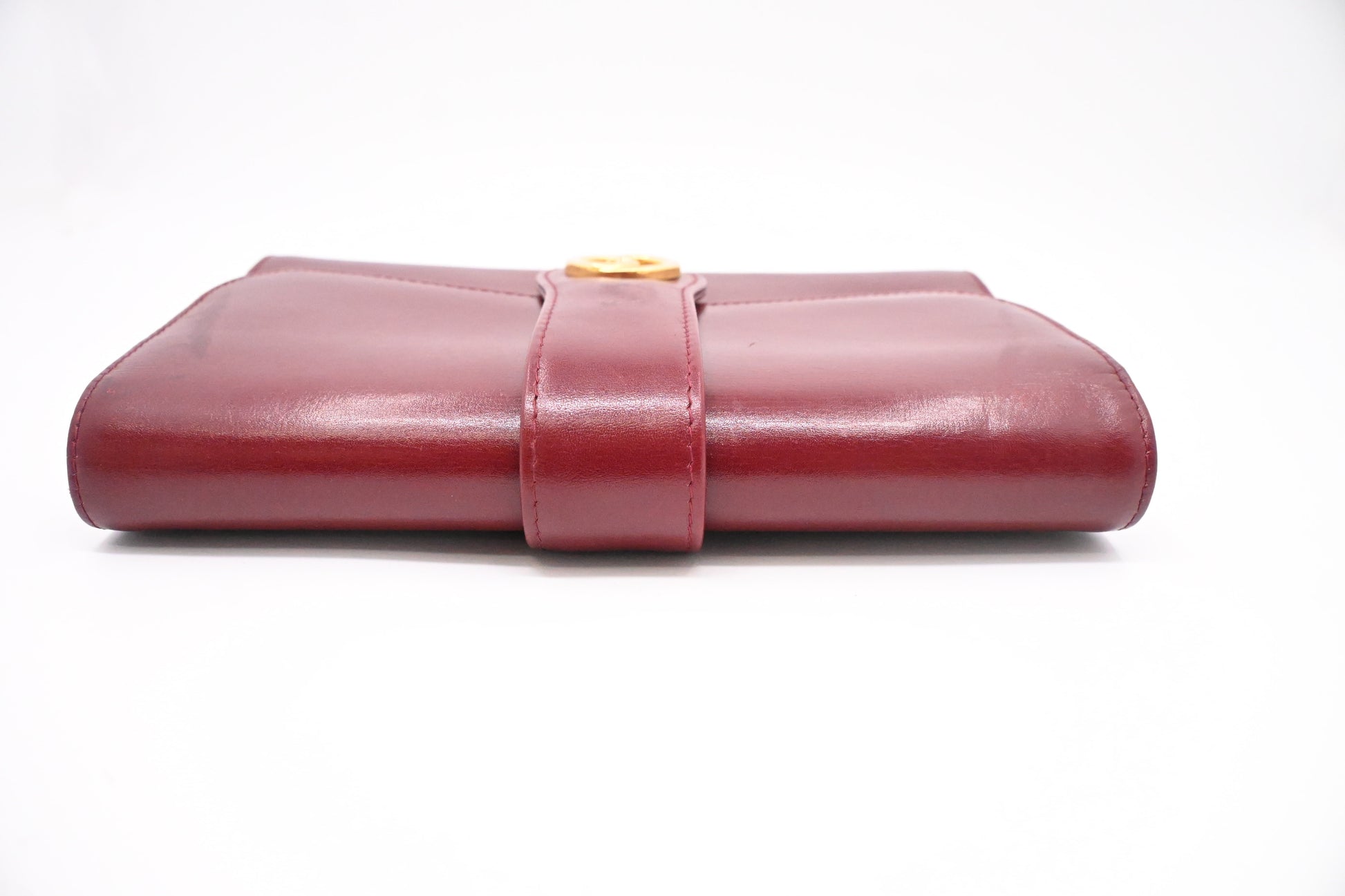 Gucci Clutch in Maroon Leather