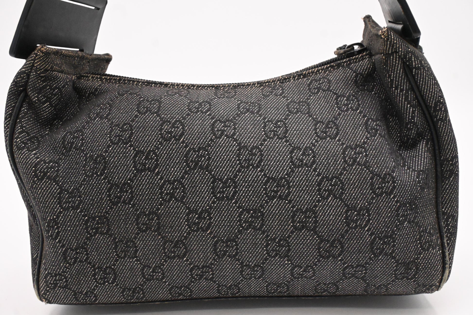 Gucci Shoulder Bag in Black and White GG Canvas