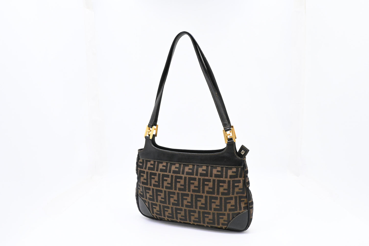 Fendi Shoulder Bag in Zucca Canvas