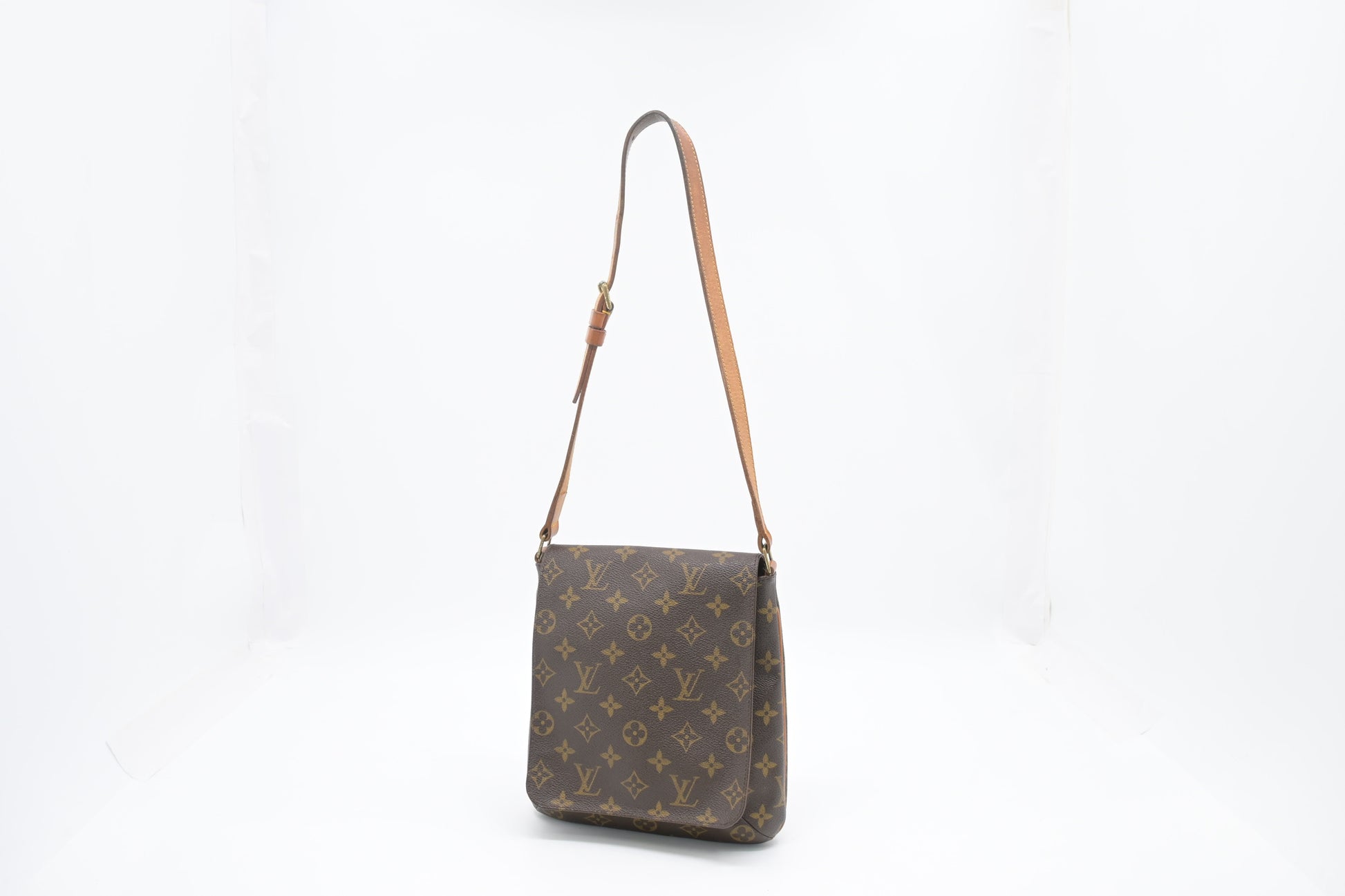 Louis Vuitton Mtte Salsa in Monogram Canvas