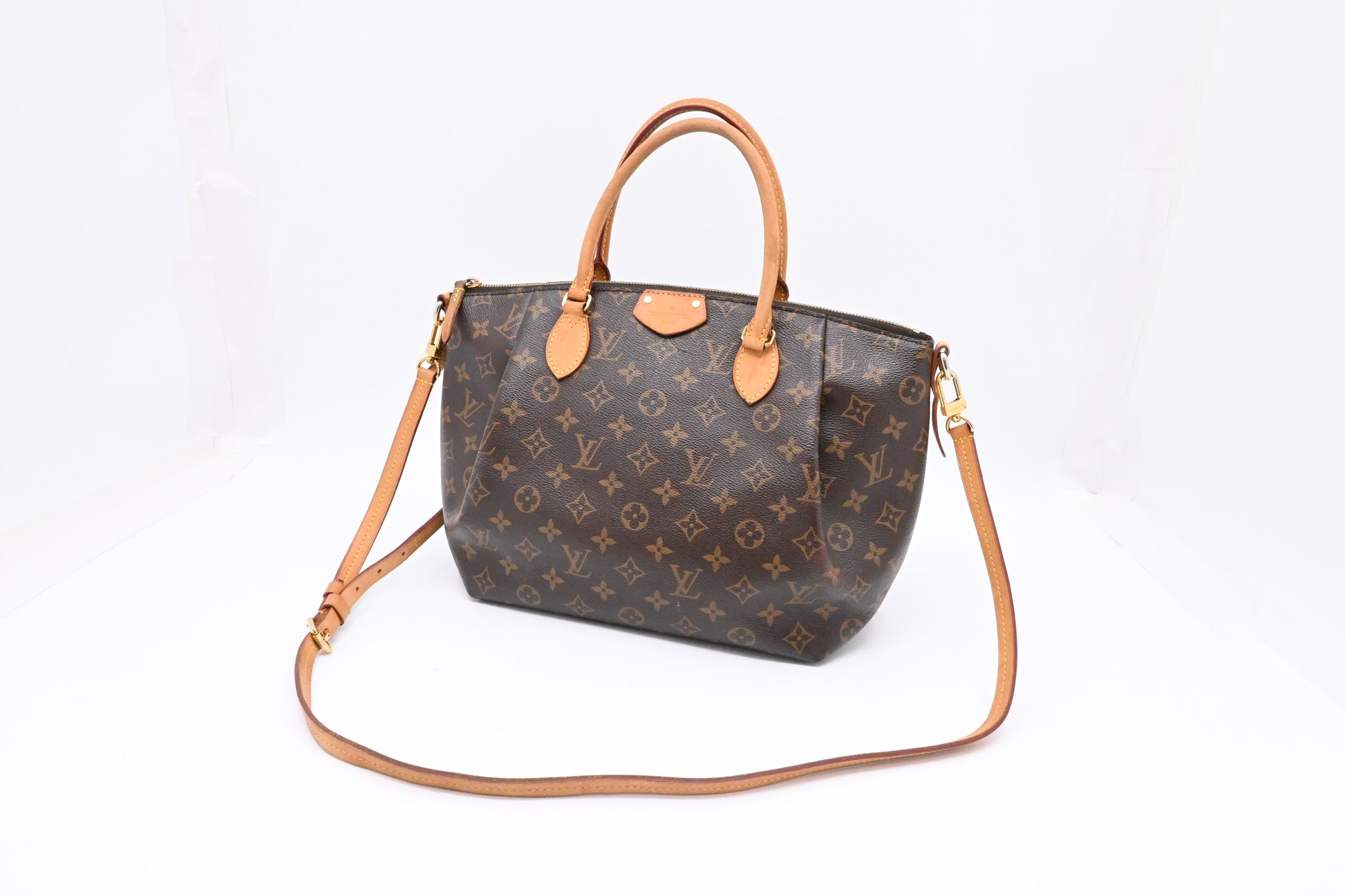 Louis Vuitton Turenne MM in Monogram Canvas