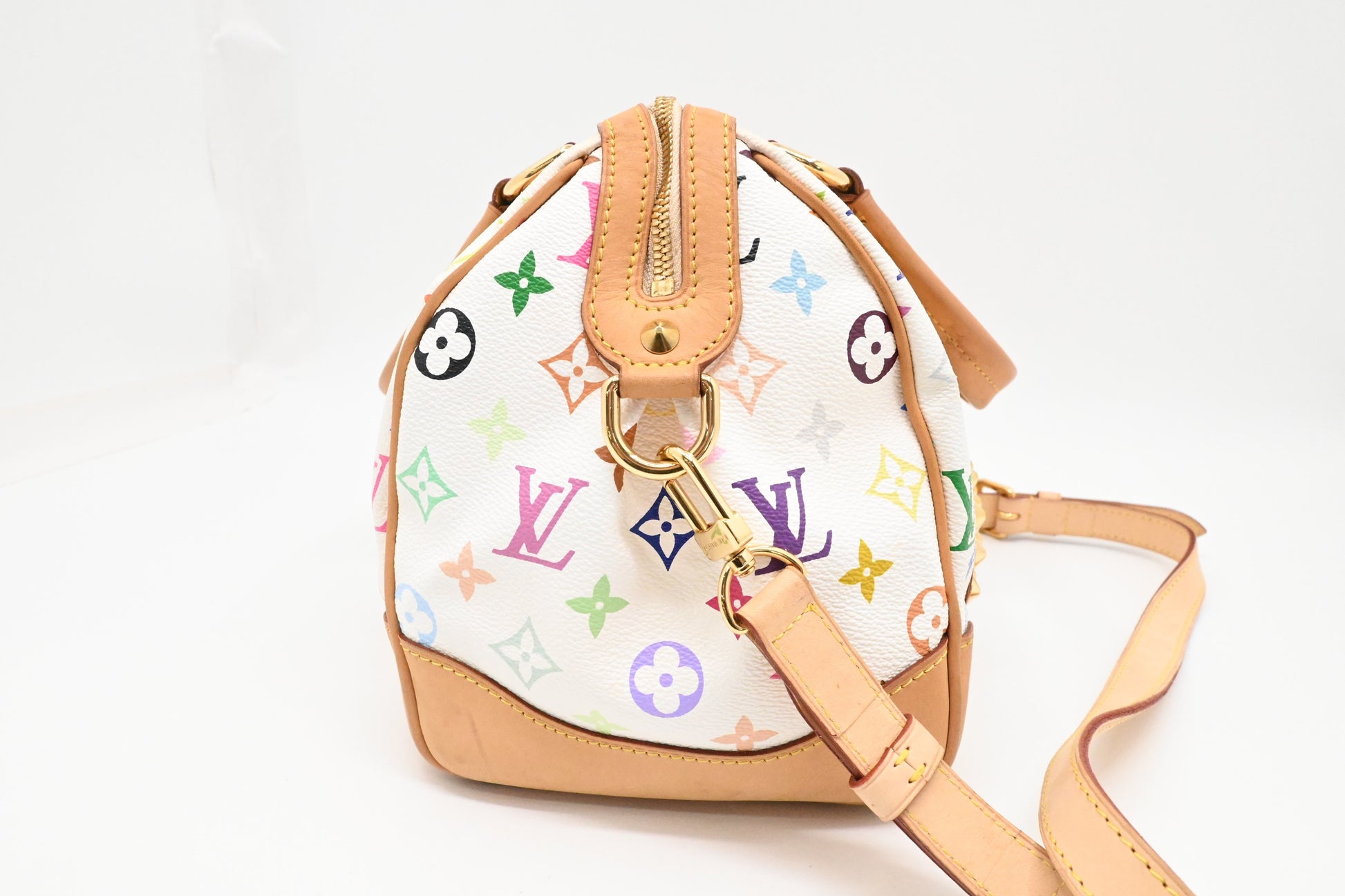 Louis Vuitton Courtney MM in White Multicolor Monogram Canvas