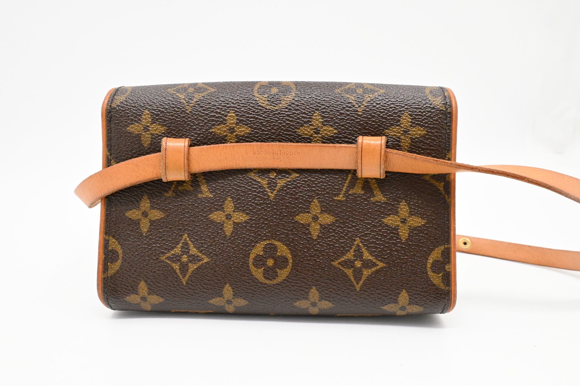 Louis Vuitton Pochette Florentine in Monogram Canvas