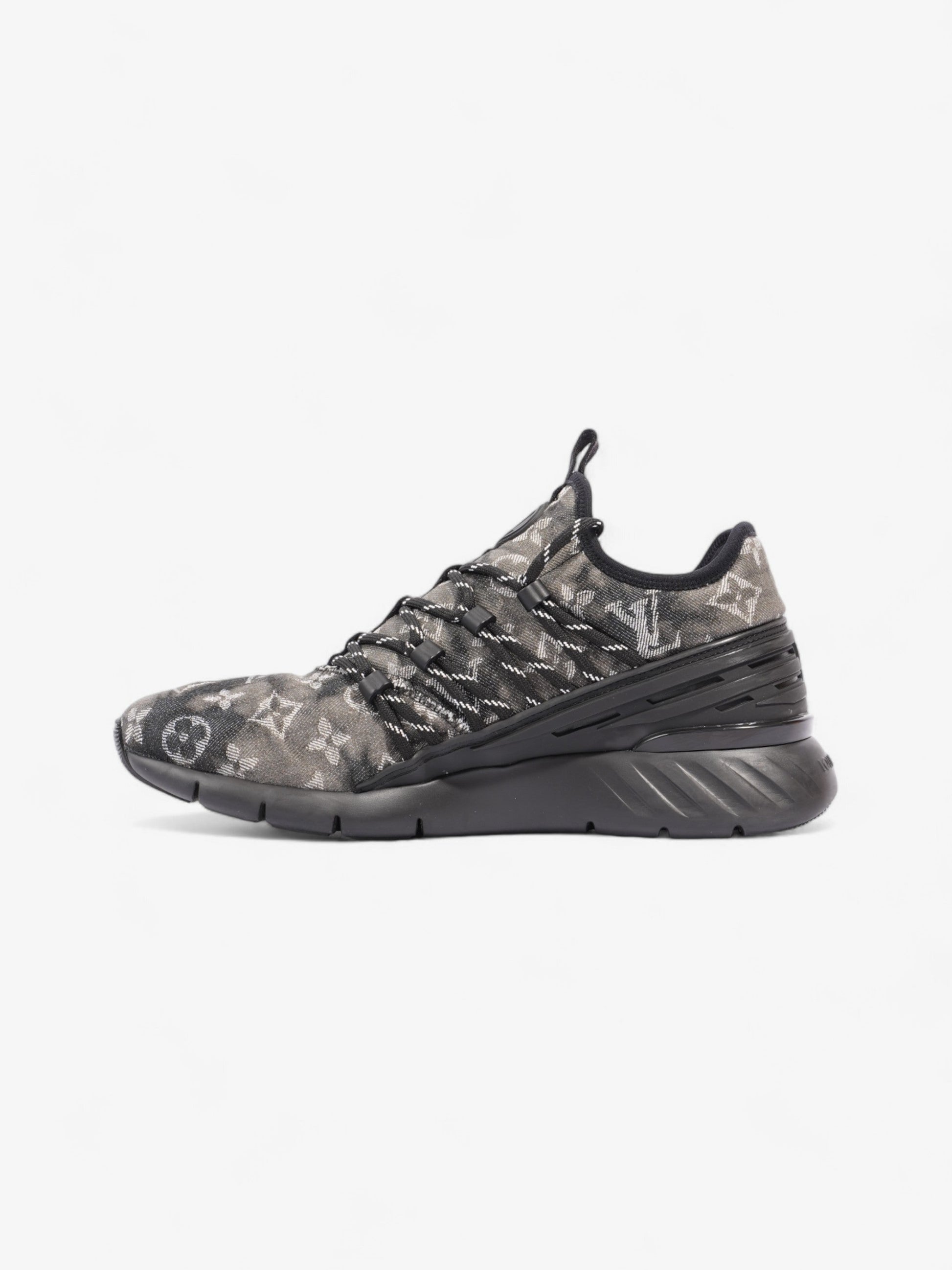 Louis Vuitton Fast Lane Sneaker Black / White Denim EU 41 UK 7