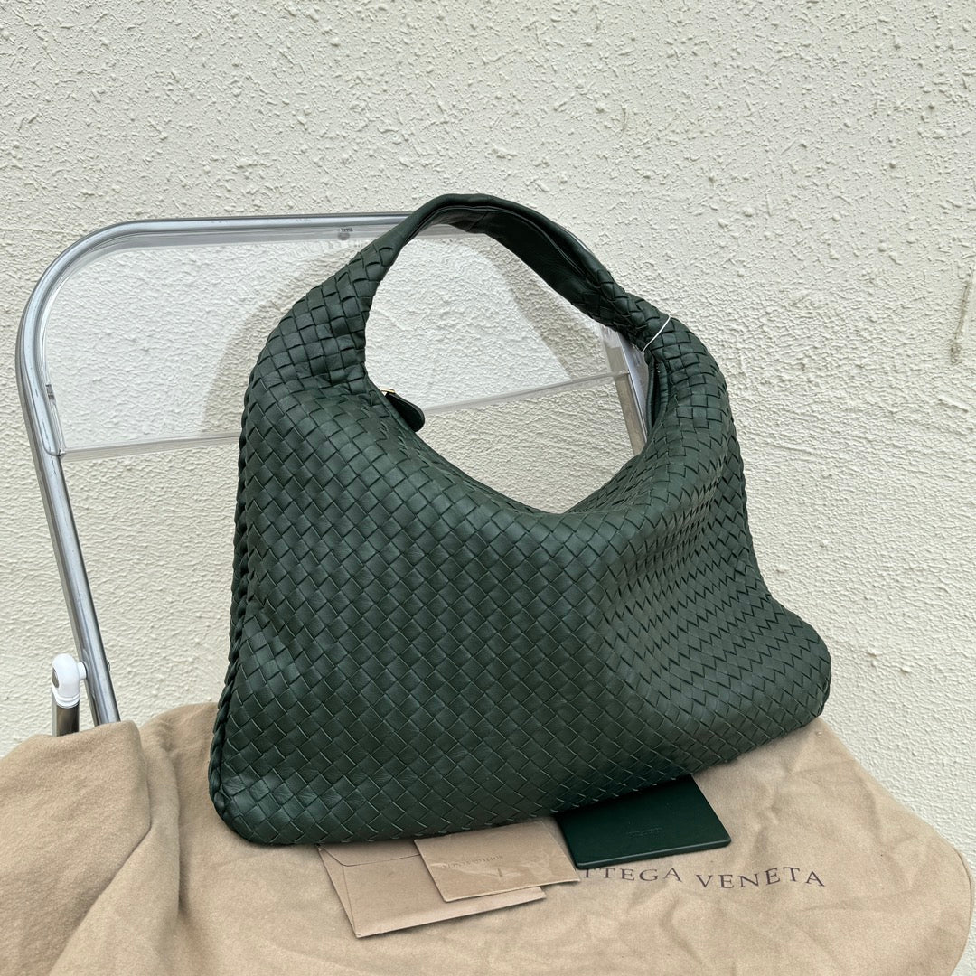 Bottega Veneta Veneta Hobo Large Dark Green 47cm Lambskin Leather