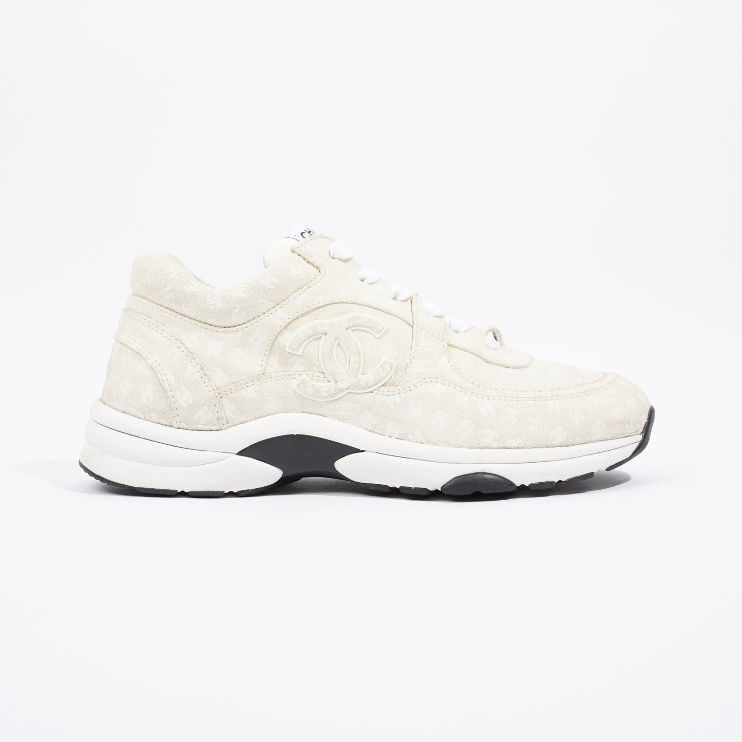 Chanel CC Logo Cream White Suede EU 39.5 UK 6.5