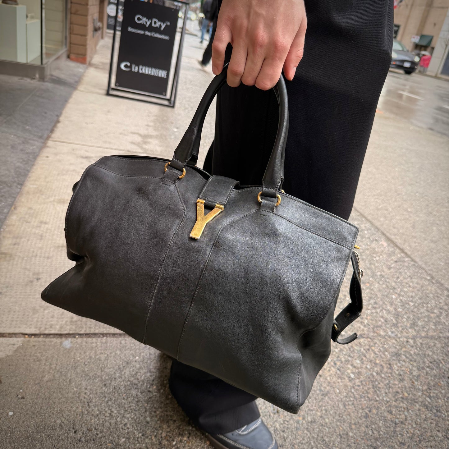 Saint Laurent Black Lambskin Cabas Handbag