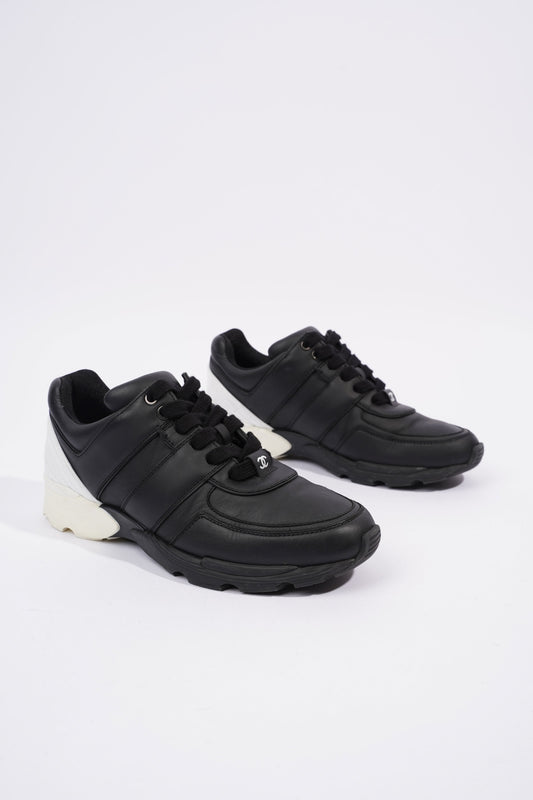 Chanel CC Logo Sneaker Black White Leather EU 37 UK 4