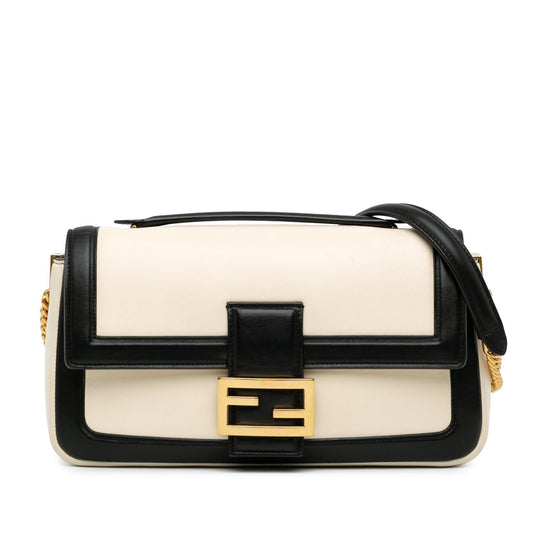 Fendi Bicolor Leather Chain Midi Baguette (SHG-Hf8LuU)