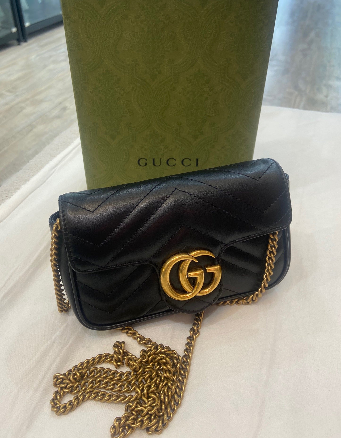 GUCCI GG MARMONT MINI CALFSKIN LEATHER BAG