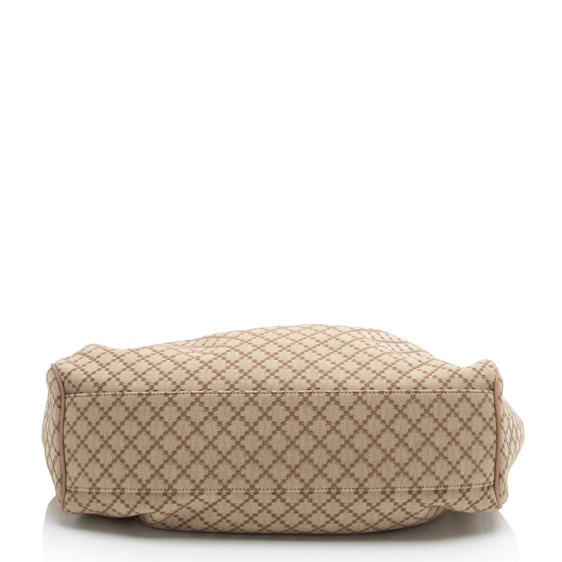 Gucci Diamante Canvas Sukey Medium Tote (SHF-uHQzf7)
