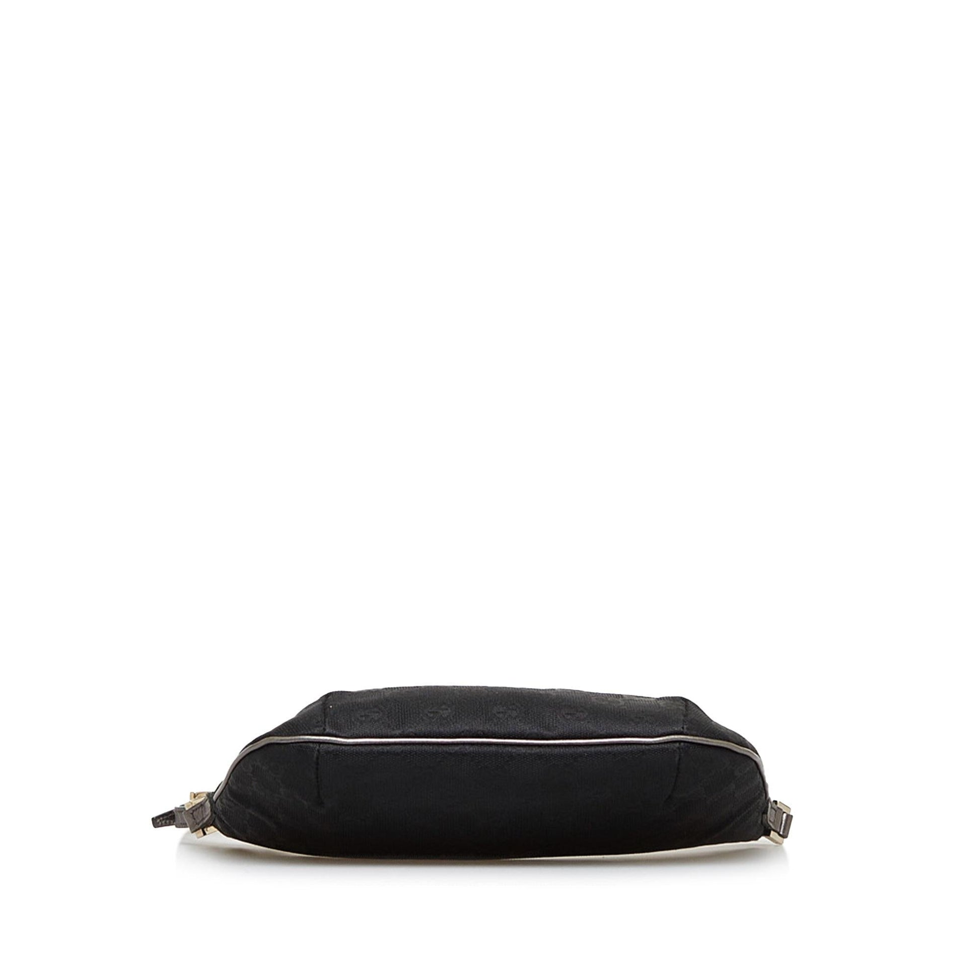 Gucci GG Canvas Baguette (SHG-a002Ry)