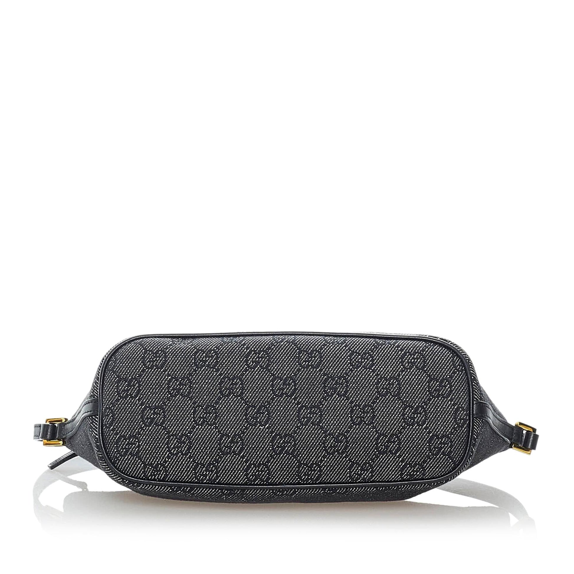 Gucci GG Canvas Boat Baguette (SHG-32025)