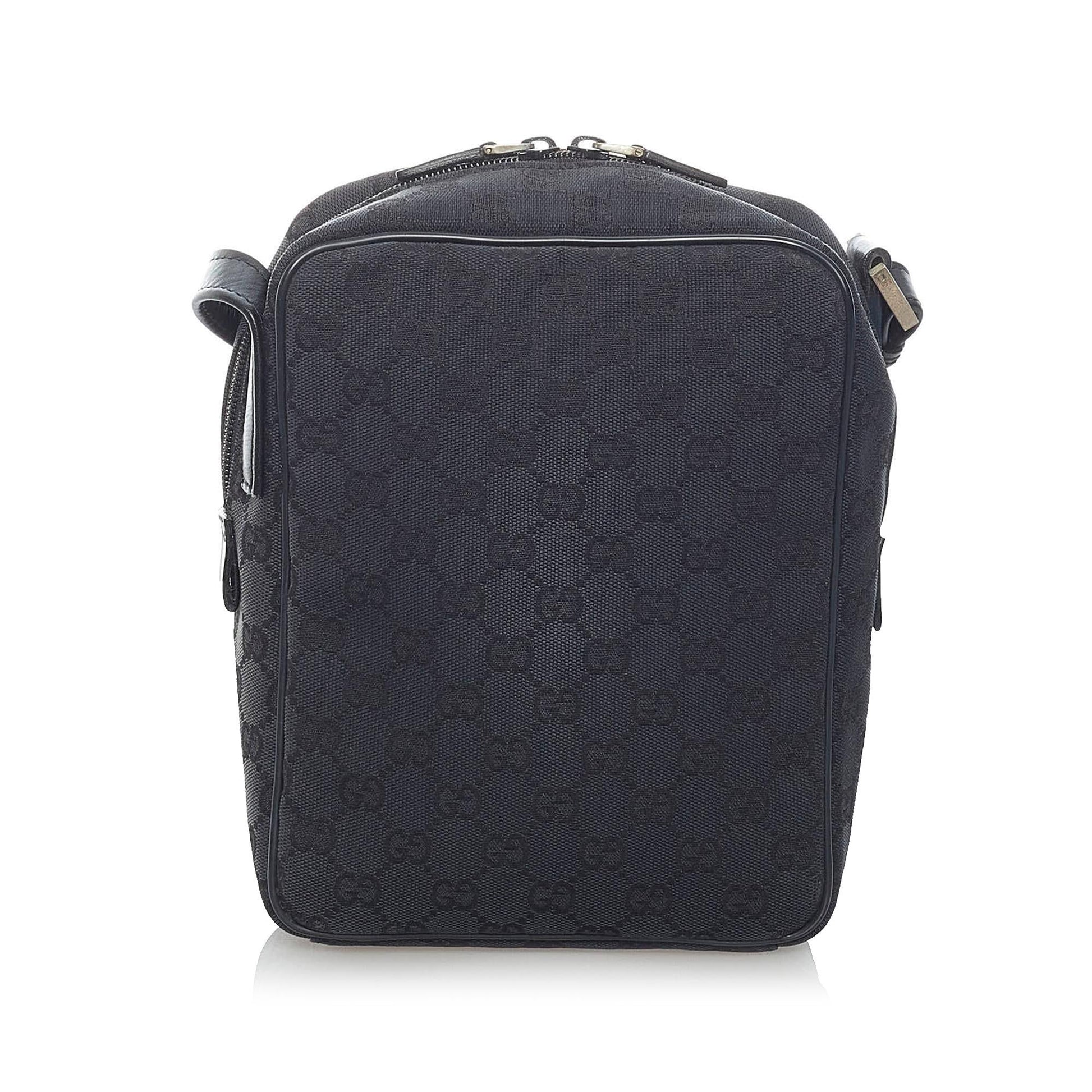 Gucci GG Canvas Crossbody Bag (SHG-31143)
