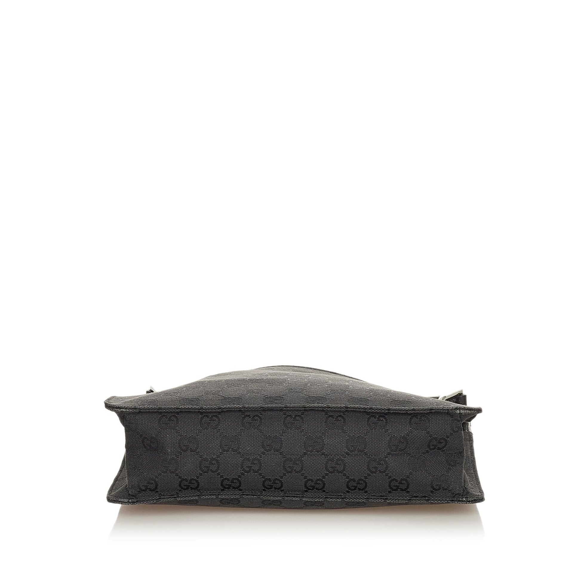 Gucci GG Canvas Eclipse Crossbody Bag (SHG-24995)