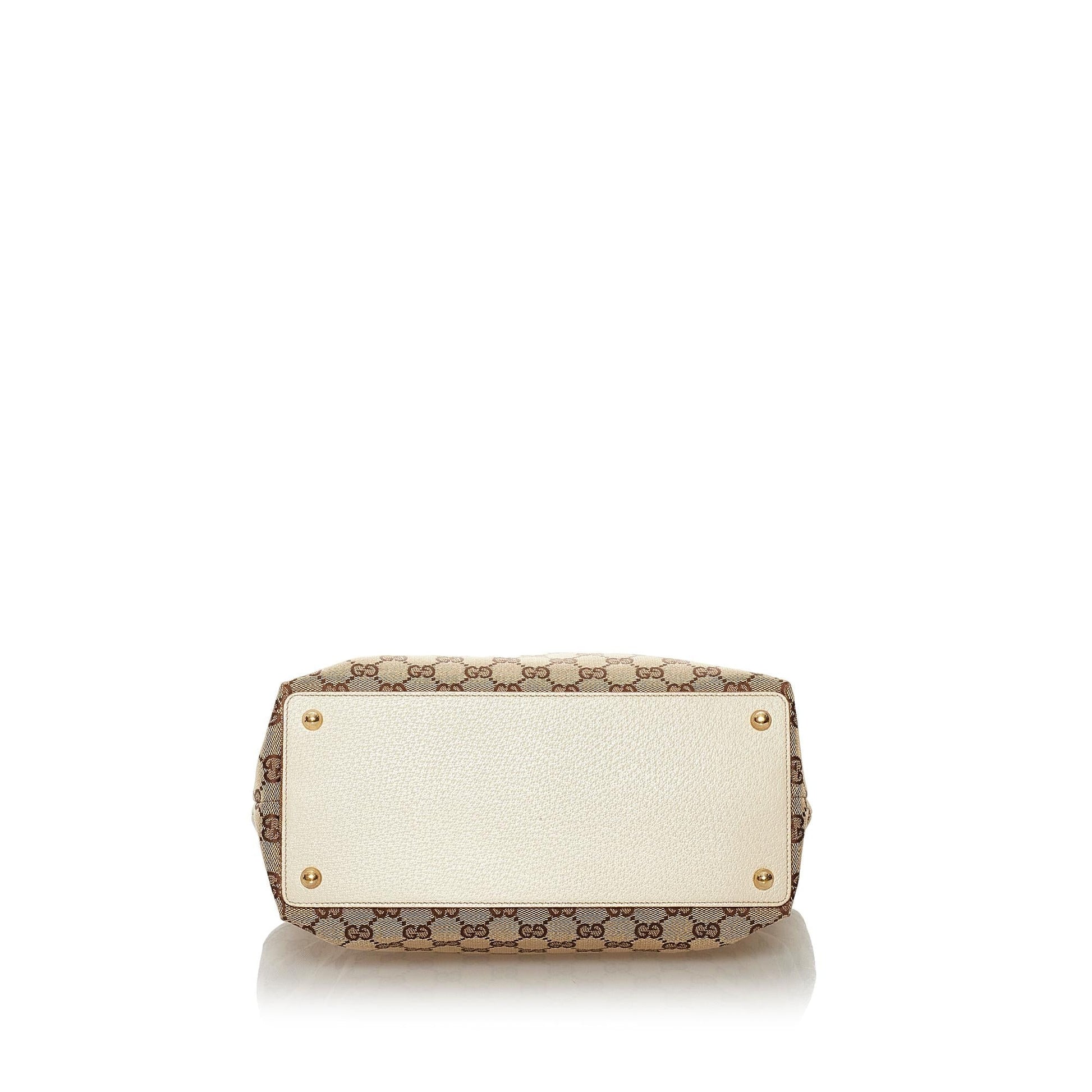 Gucci GG Canvas Eclipse Shoulder Bag (SHG-34640)