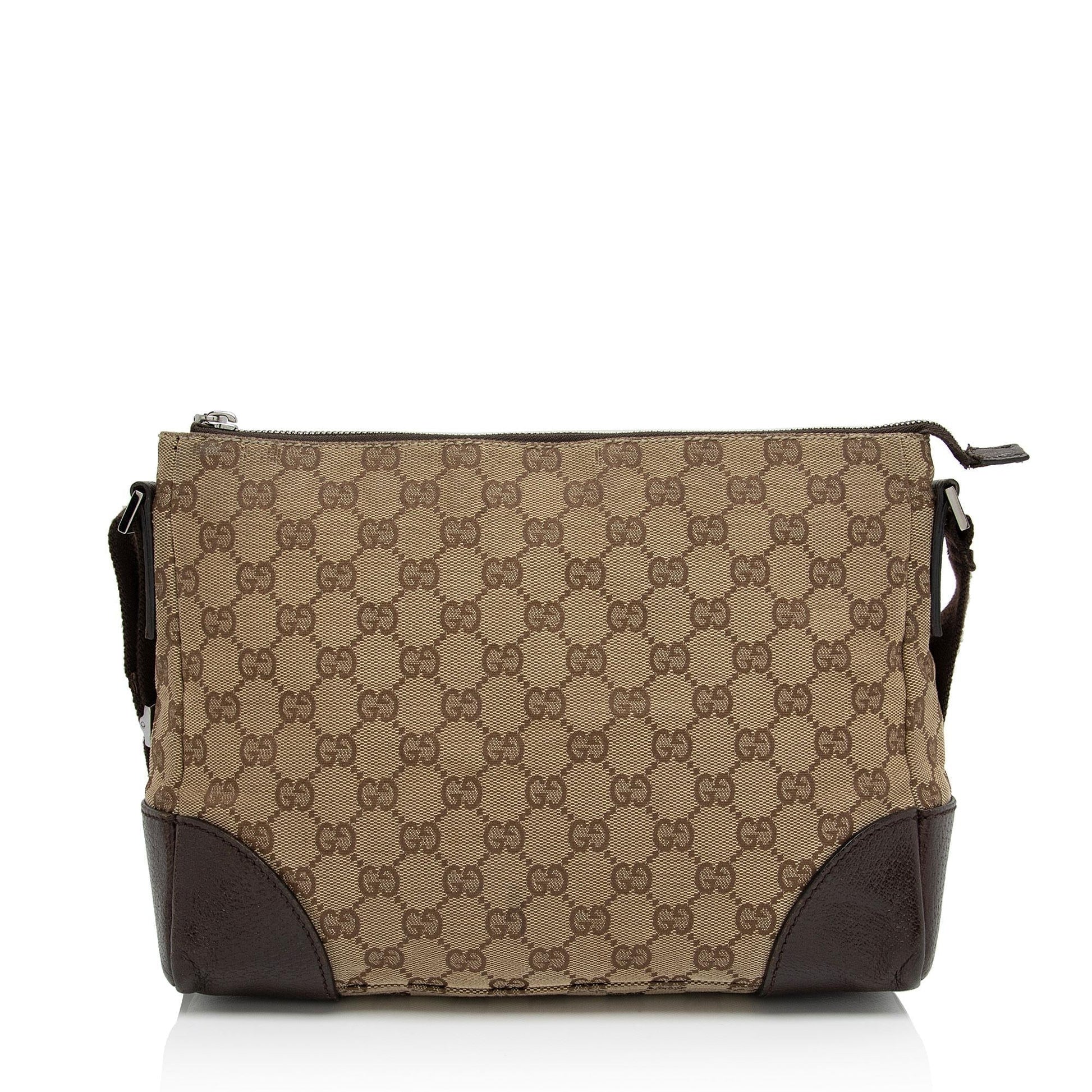 Gucci GG Canvas Medium Messenger Bag (SHF-xVfo2X)