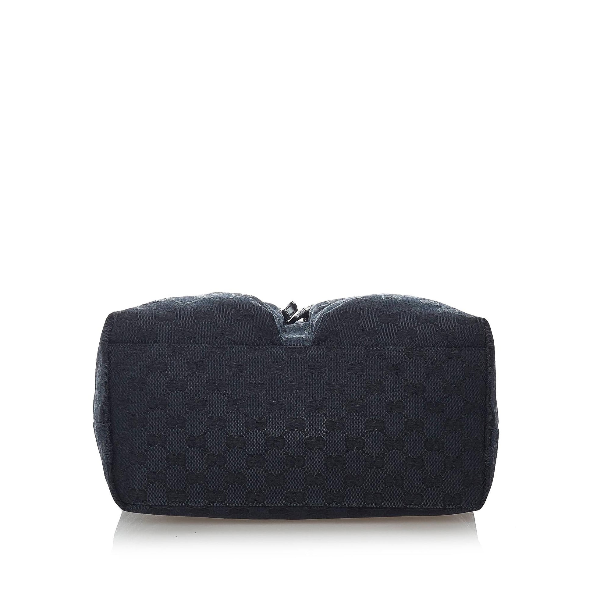 Gucci GG Canvas Shoulder Bag (SHG-30939)