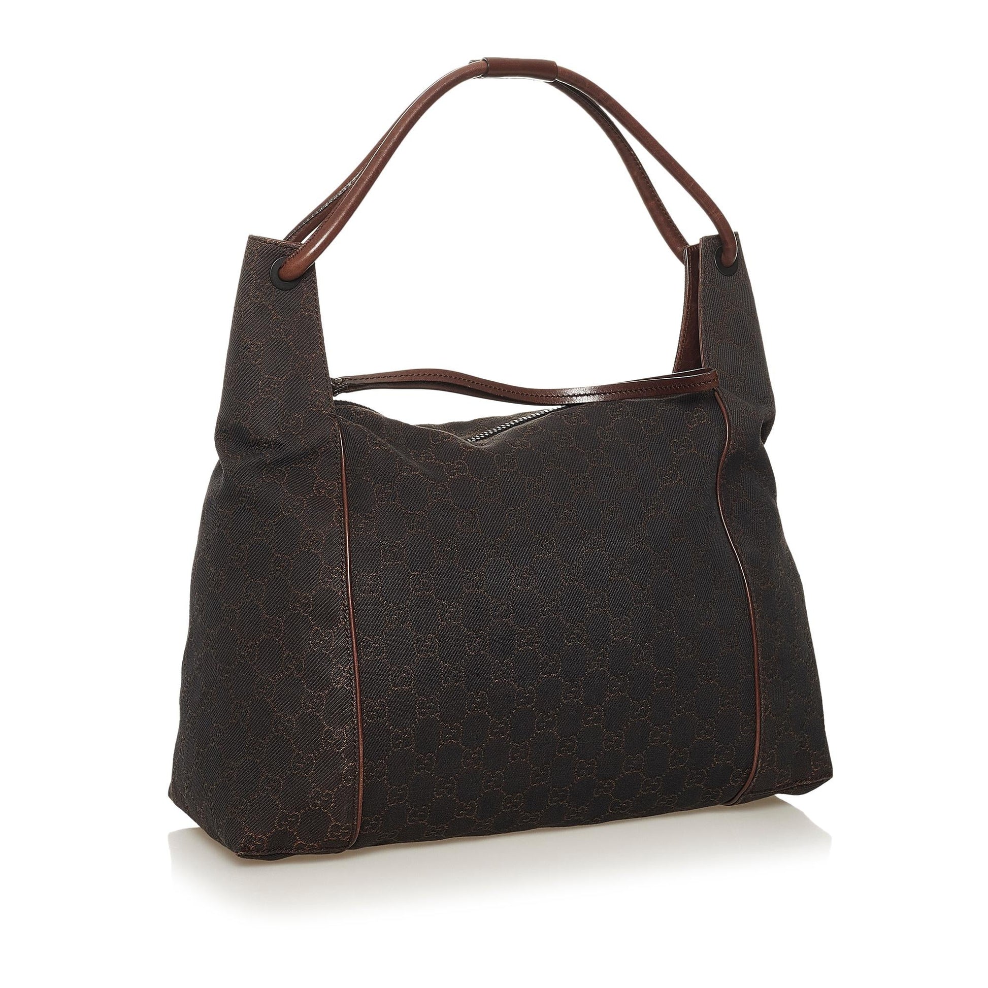 Gucci GG Canvas Shoulder Bag (SHG-35000)