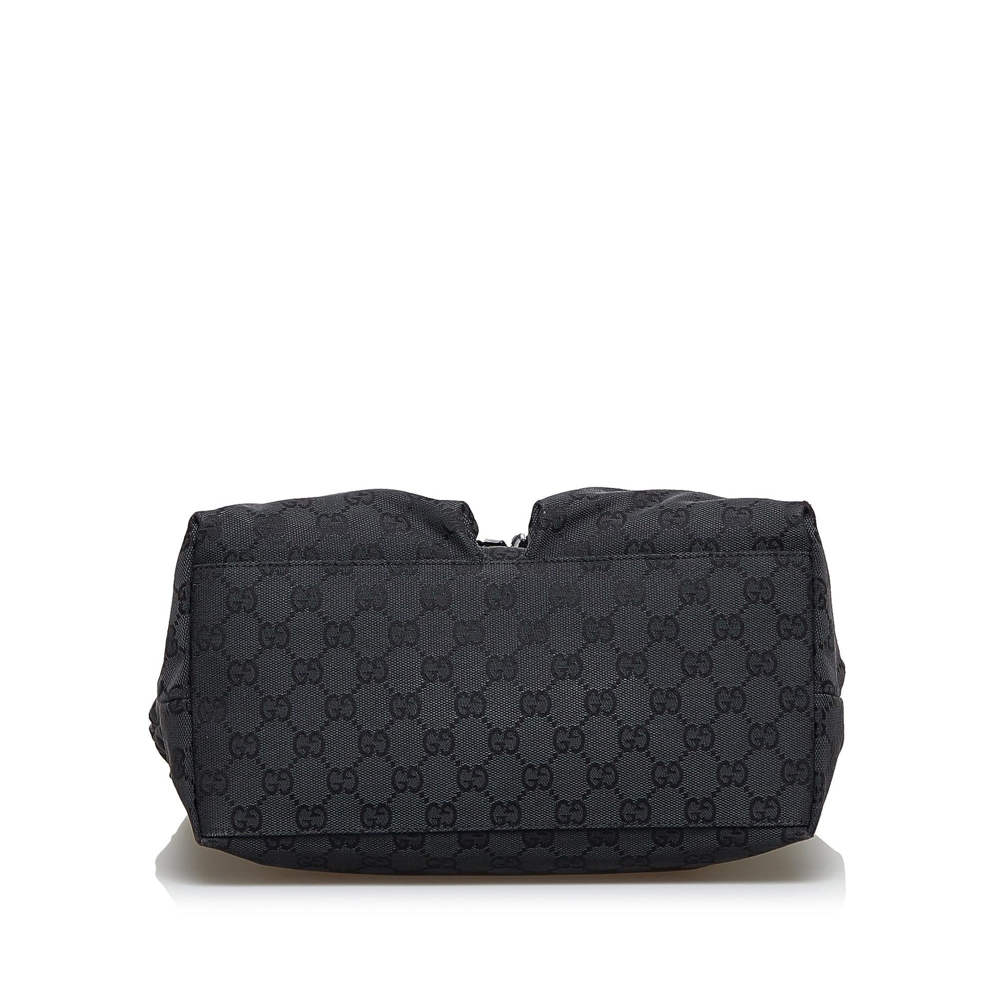 Gucci GG Canvas Shoulder Bag (SHG-HSdUU5)