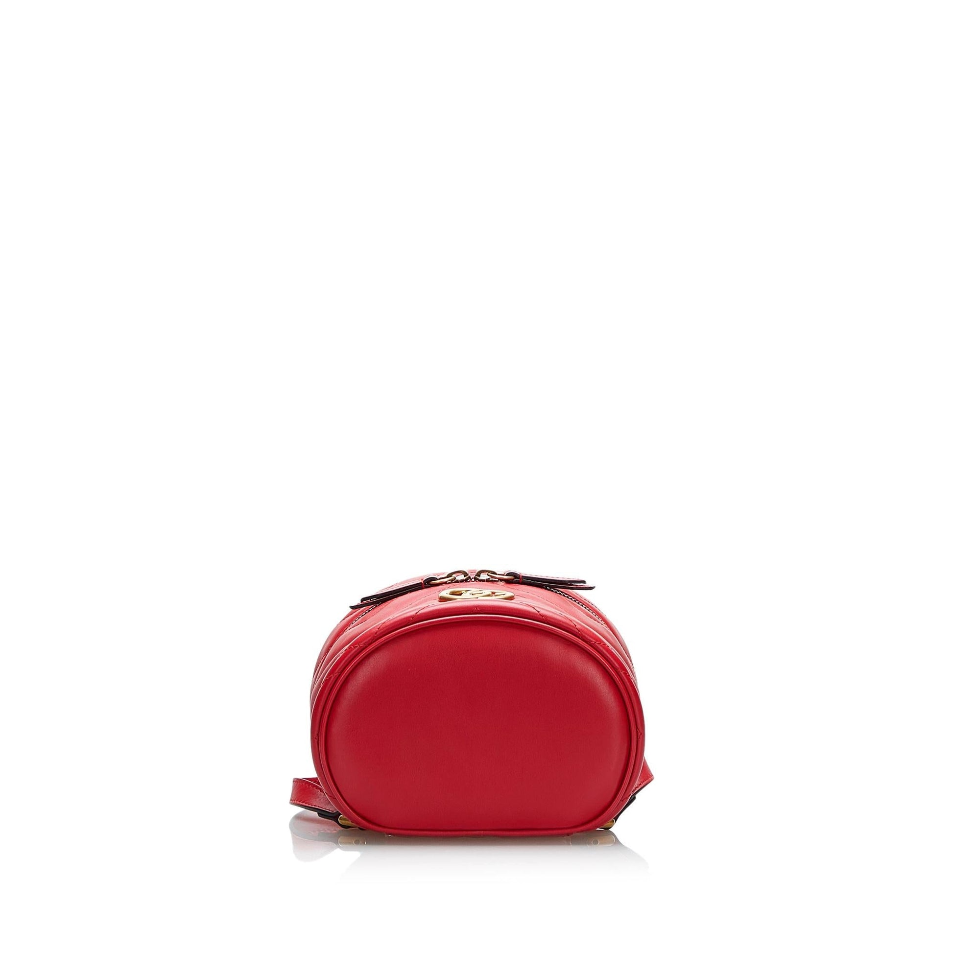 Gucci GG Marmont Round Backpack (SHG-4Vb8t5)