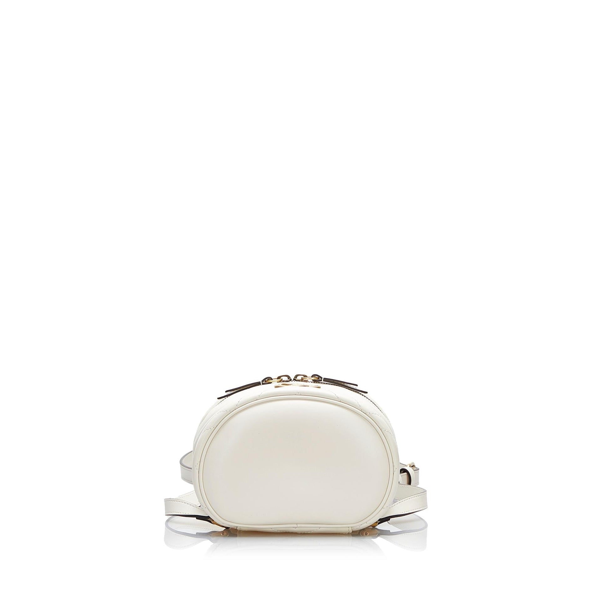 Gucci GG Marmont Round Backpack (SHG-SMFnDc)