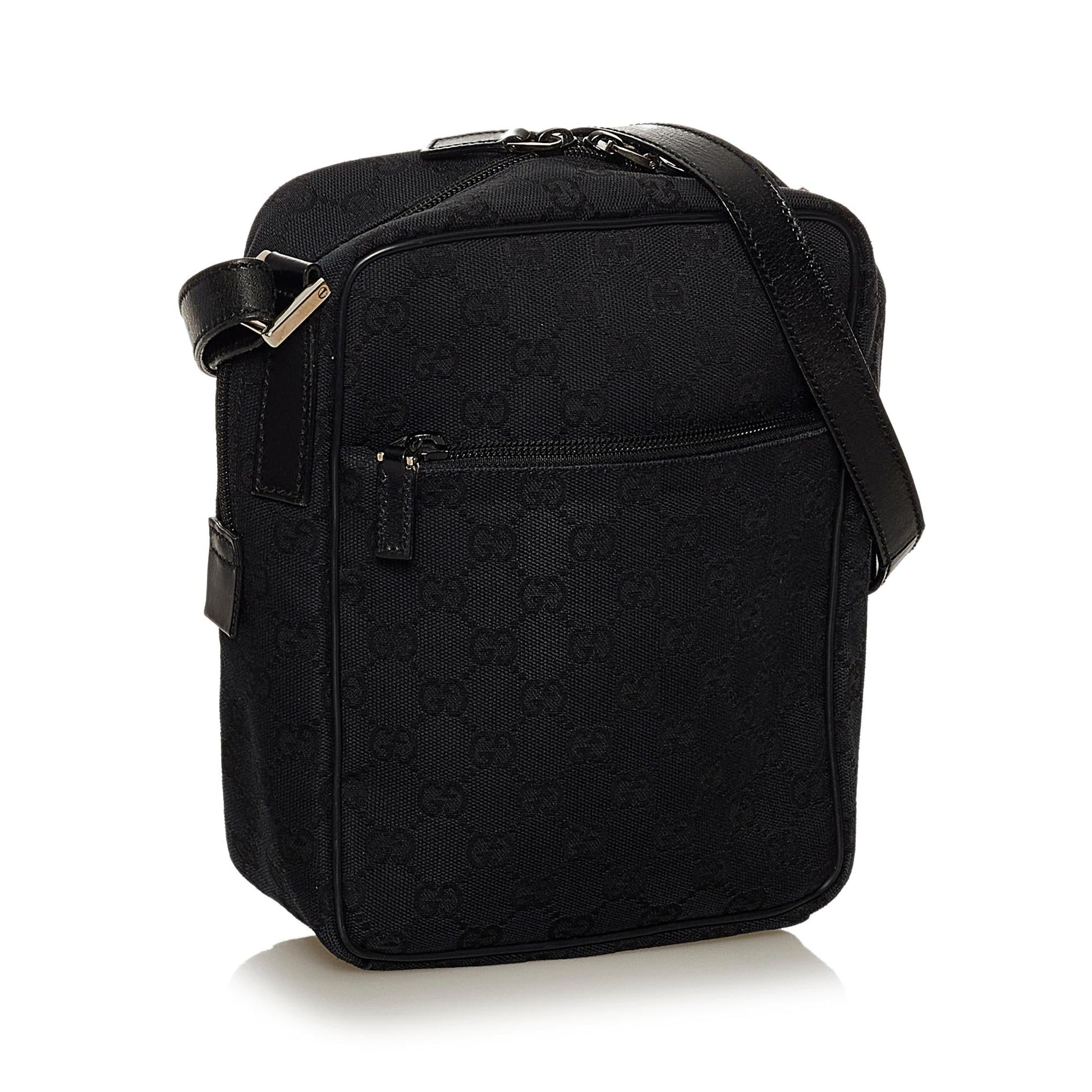 Gucci GG Nylon Crossbody Bag (SHG-29269)