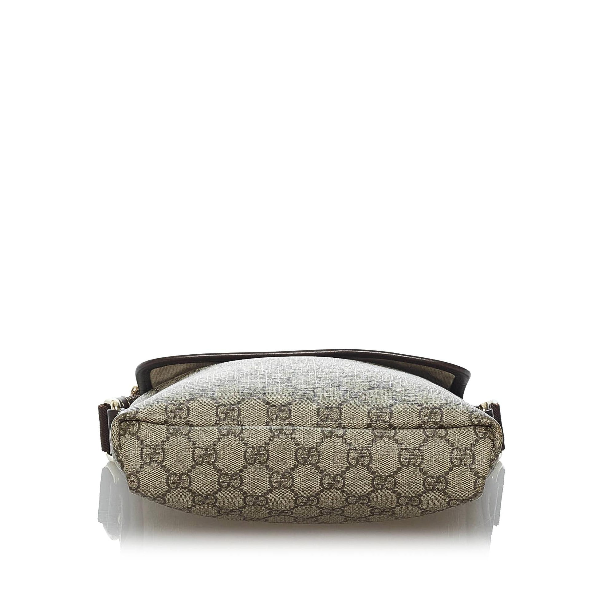 Gucci GG Supreme Crossbody Bag (SHG-29805)