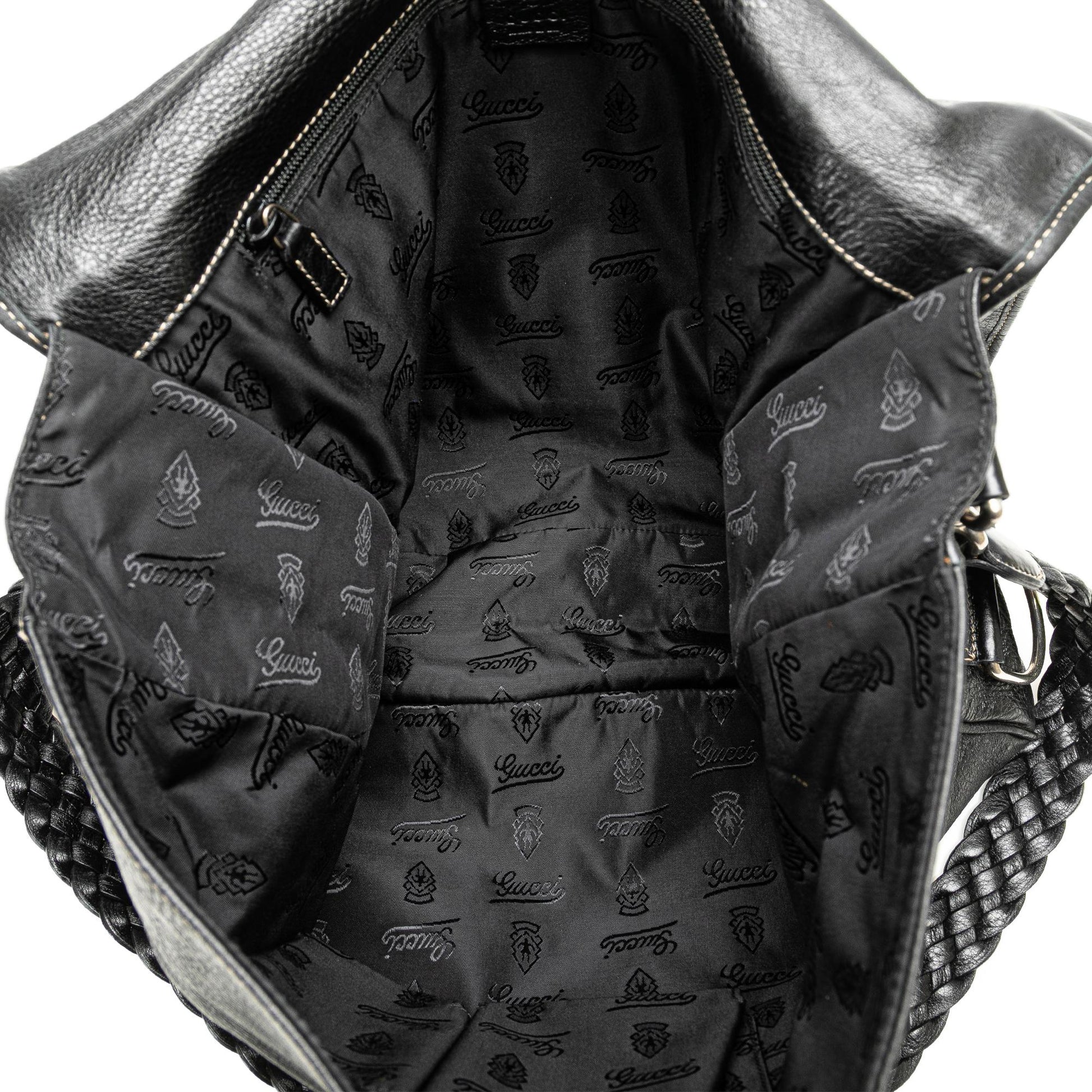 Gucci Leather Crest Chain Messenger Bag (SHG-FgBsnS)