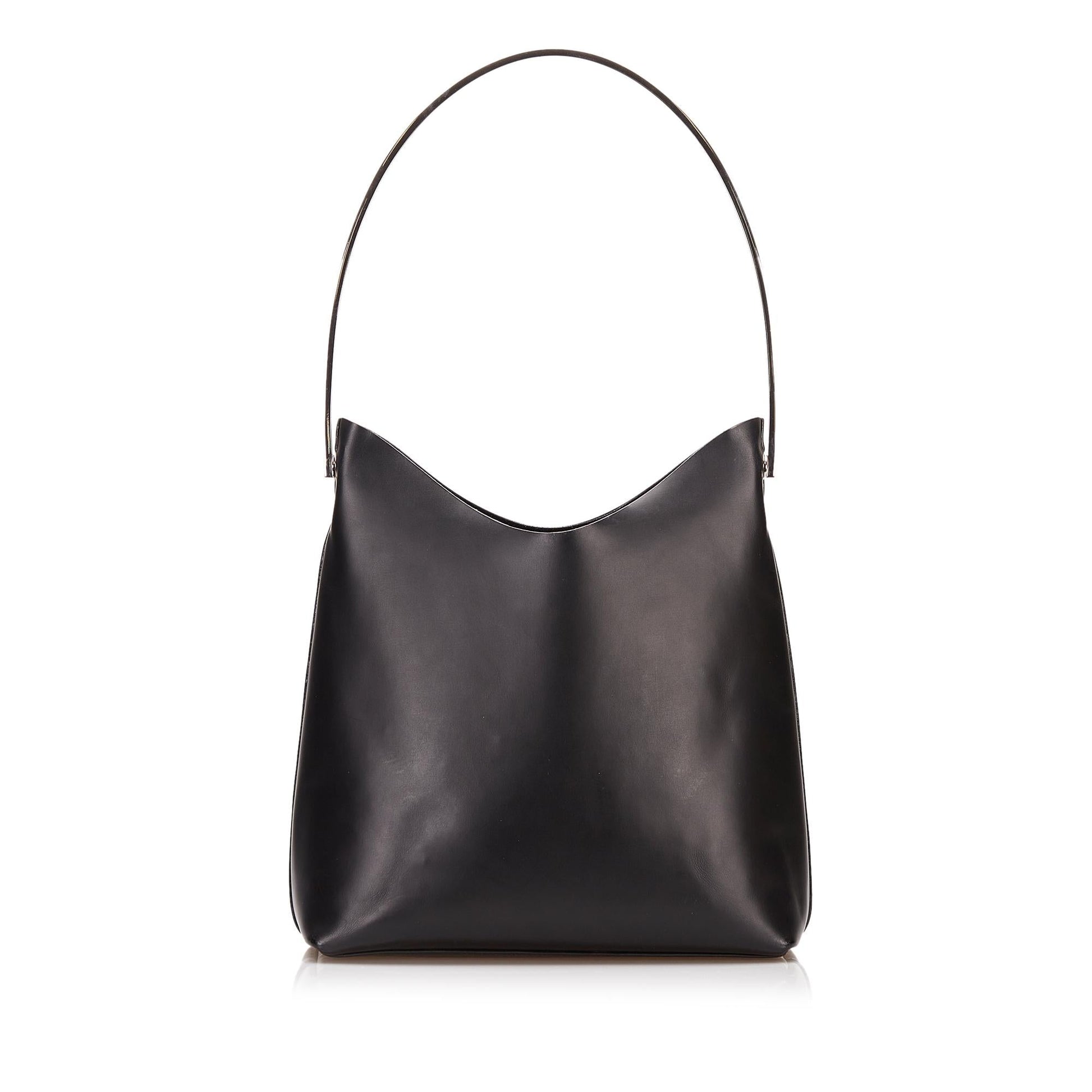 Gucci Leather Shoulder Bag Style 67