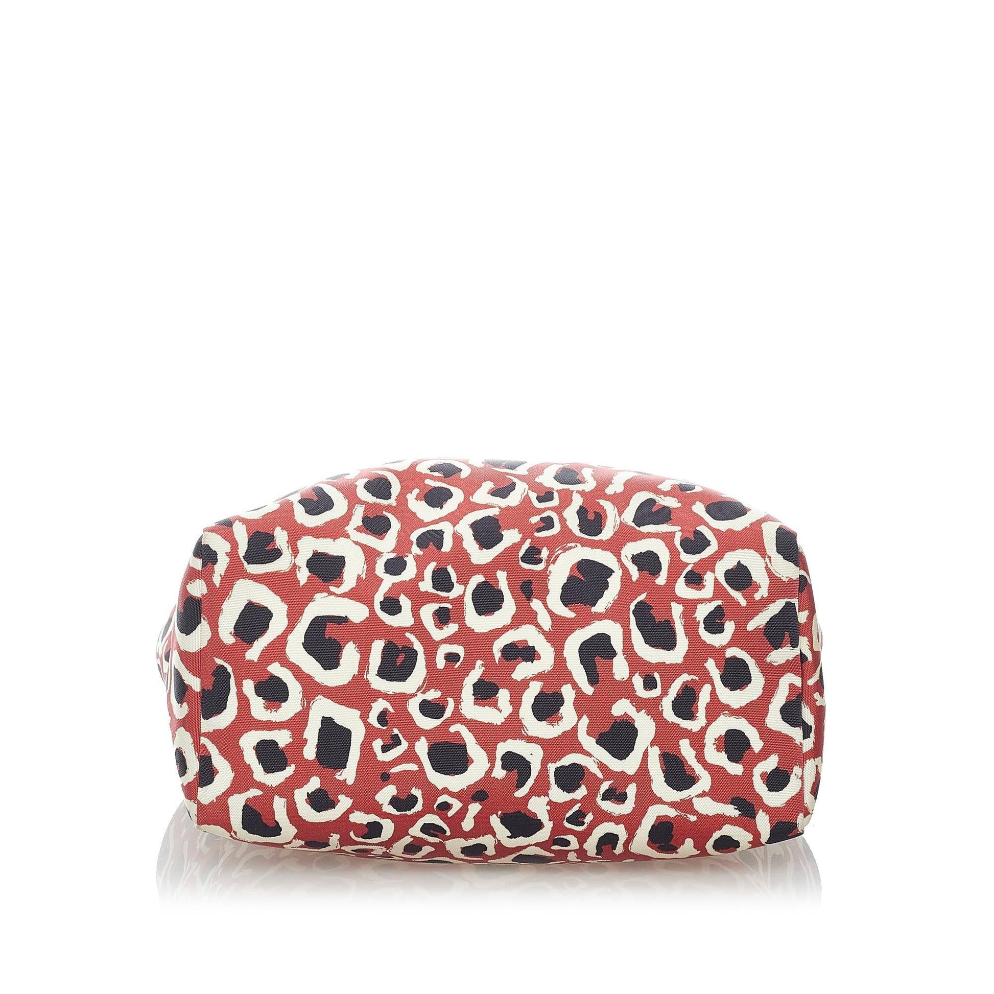 Gucci Leopard Printed Nylon Tote Bag (SHG-31267)