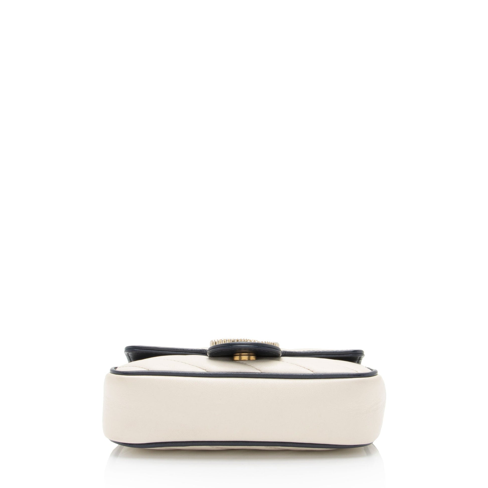 Gucci Matelasse Leather Torchon GG Marmont Super Mini Flap Bag (SHF-bXZV03)
