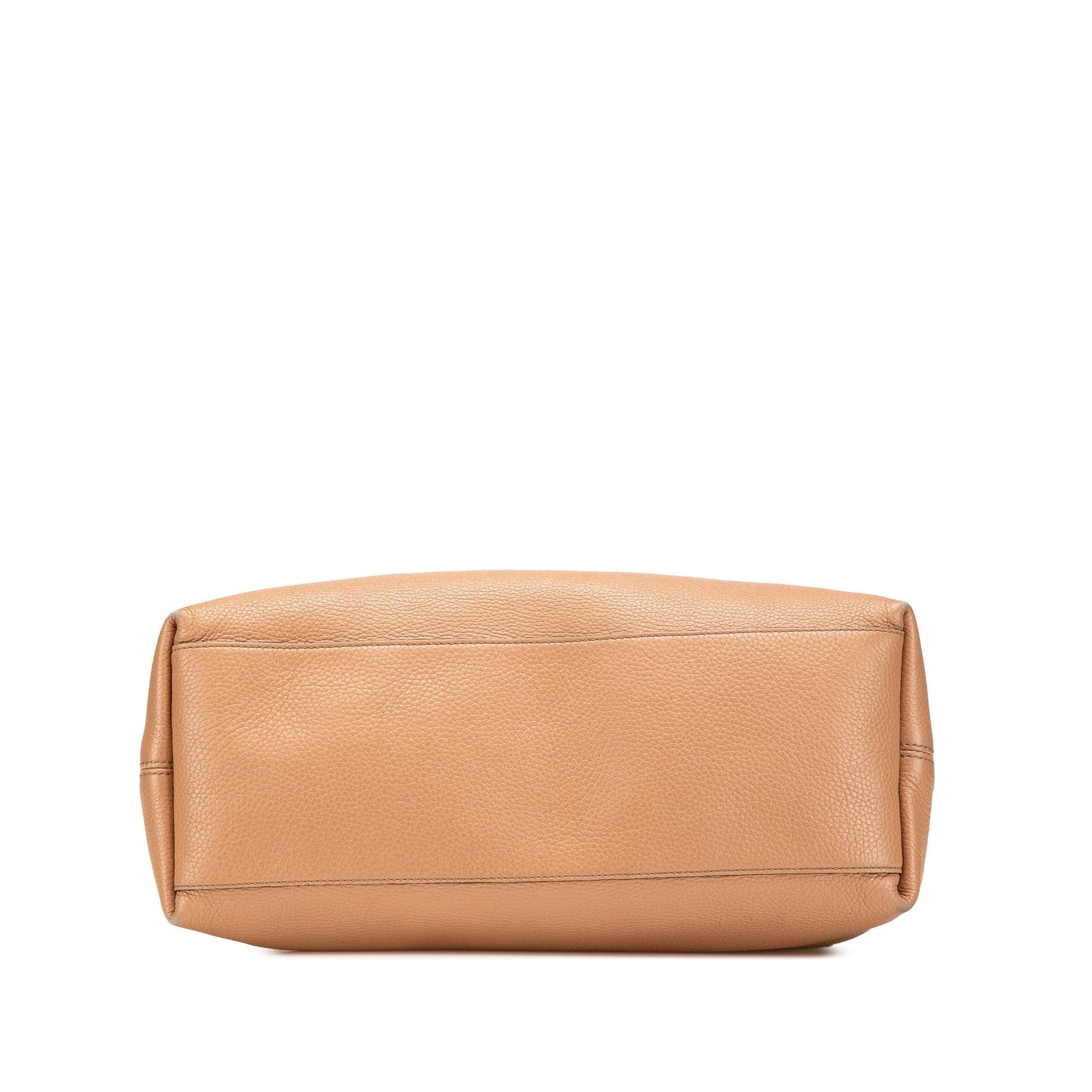 Gucci Medium Leather Soho Chain Tote