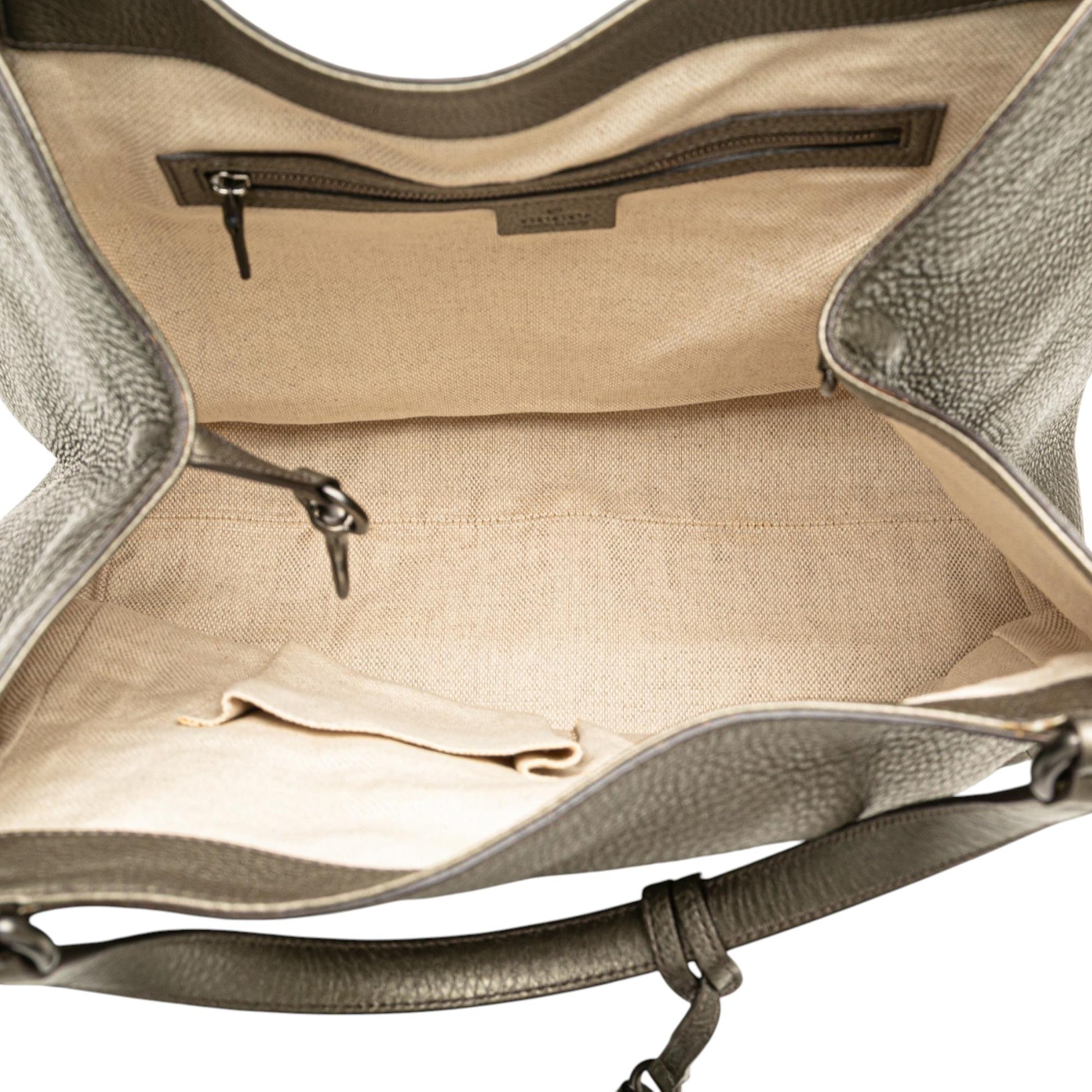 Gucci Medium Metallic Leather Soho Cellarius Tote