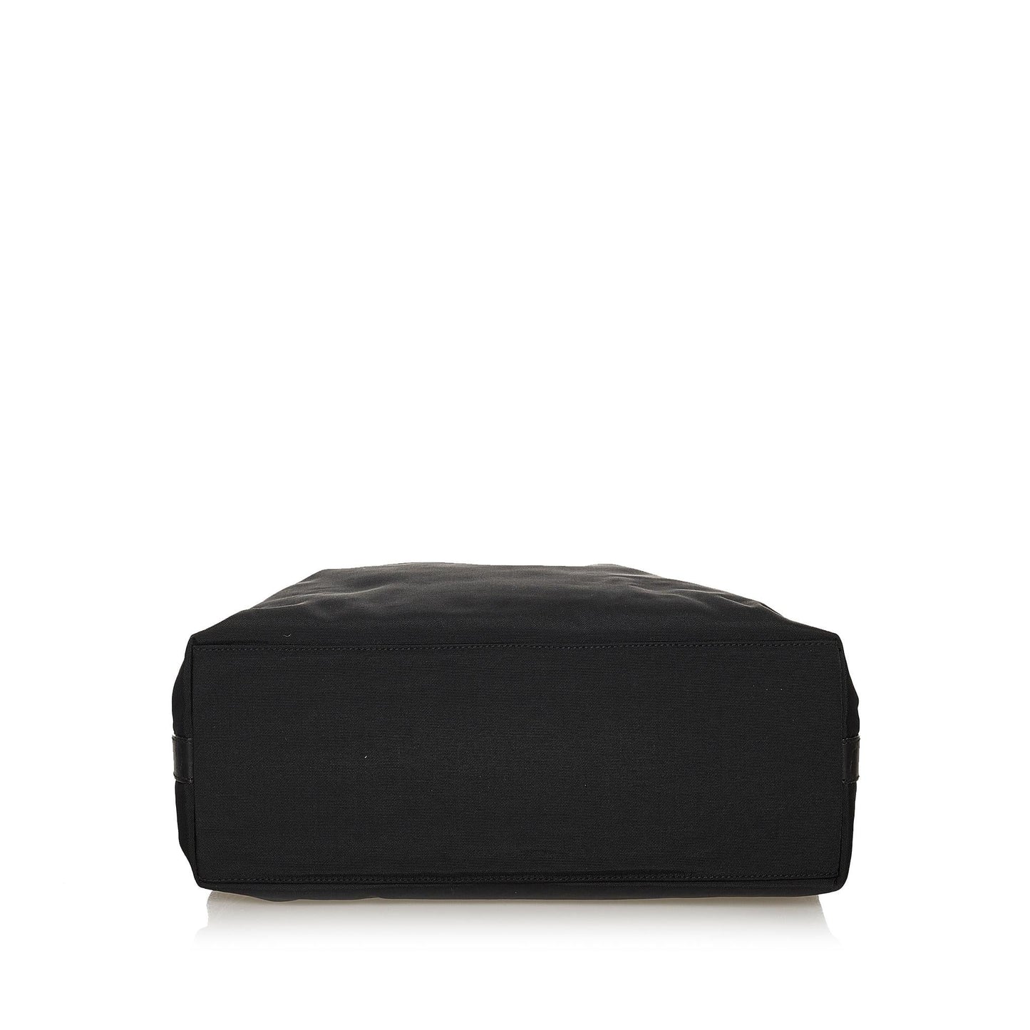 Gucci Nylon Shoulder Bag (SHG-29187)