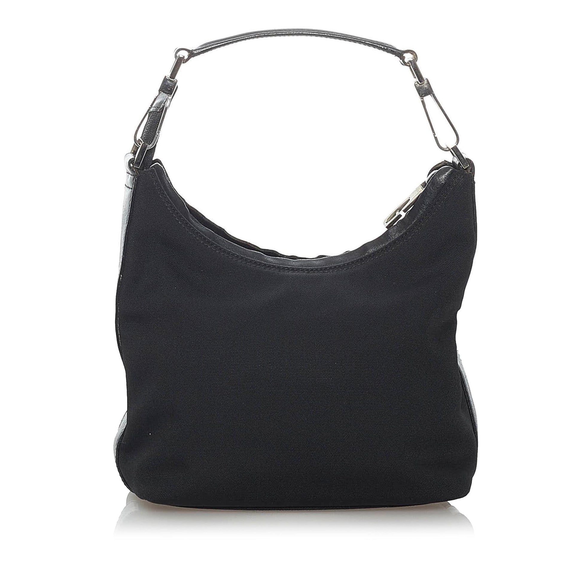 Gucci Nylon Shoulder Bag (SHG-29817)