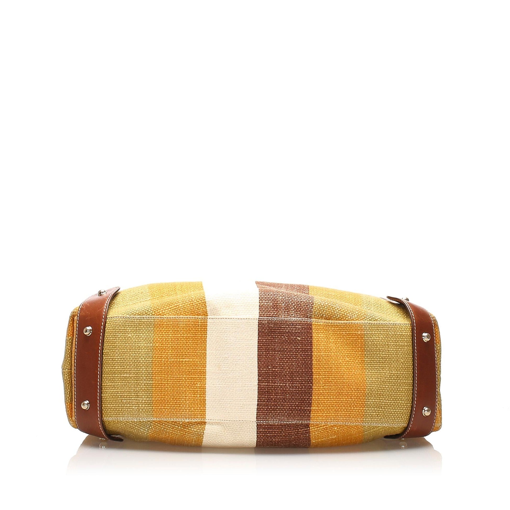 Gucci Pelham Canvas Shoulder Bag (SHG-32192)
