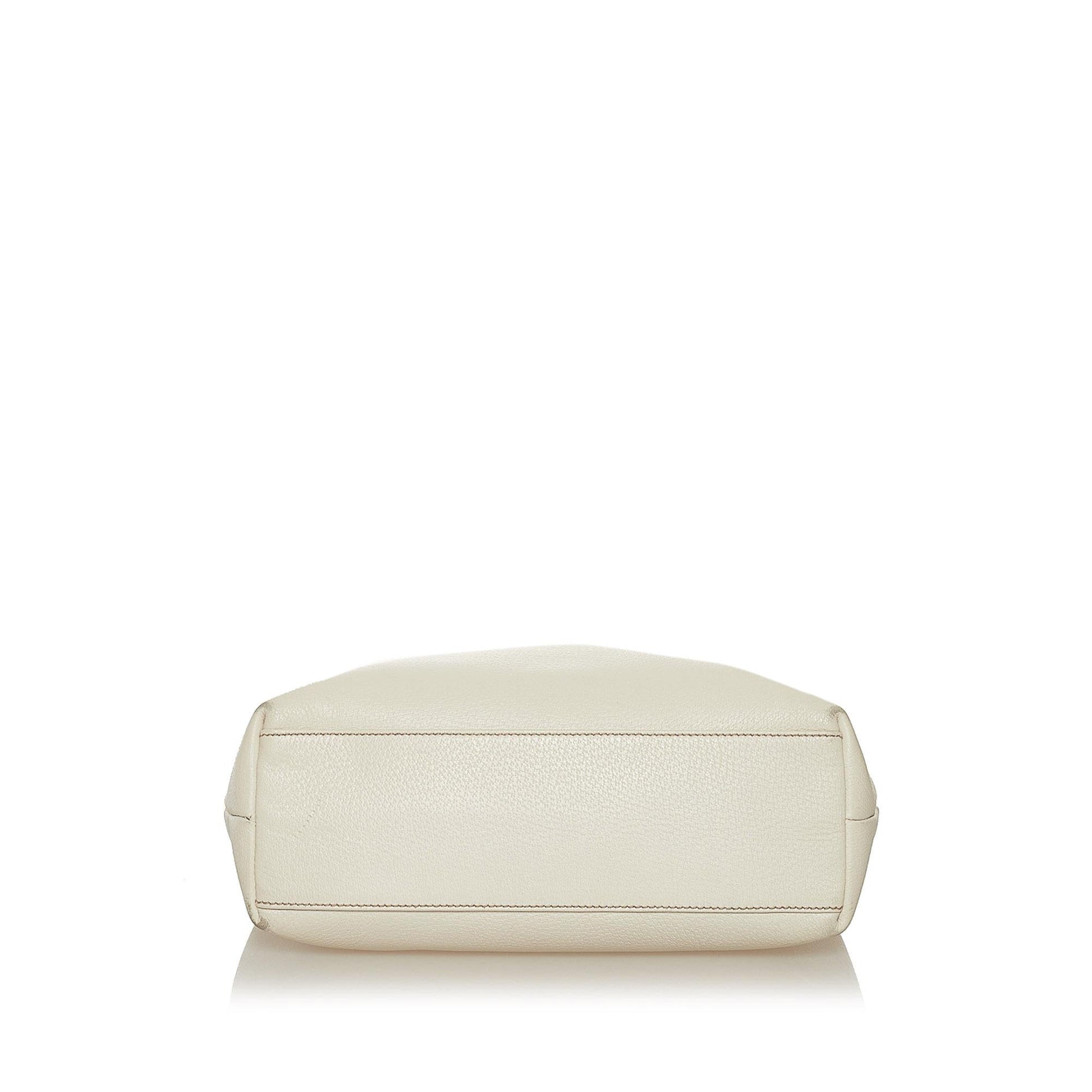 Gucci Small D-Ring Leather Tote Bag (SHG-34403)