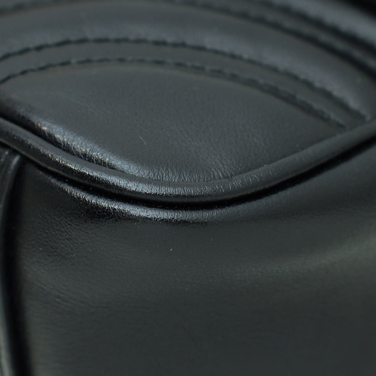 Gucci Black GG Marmont Mini Shoulder Bag