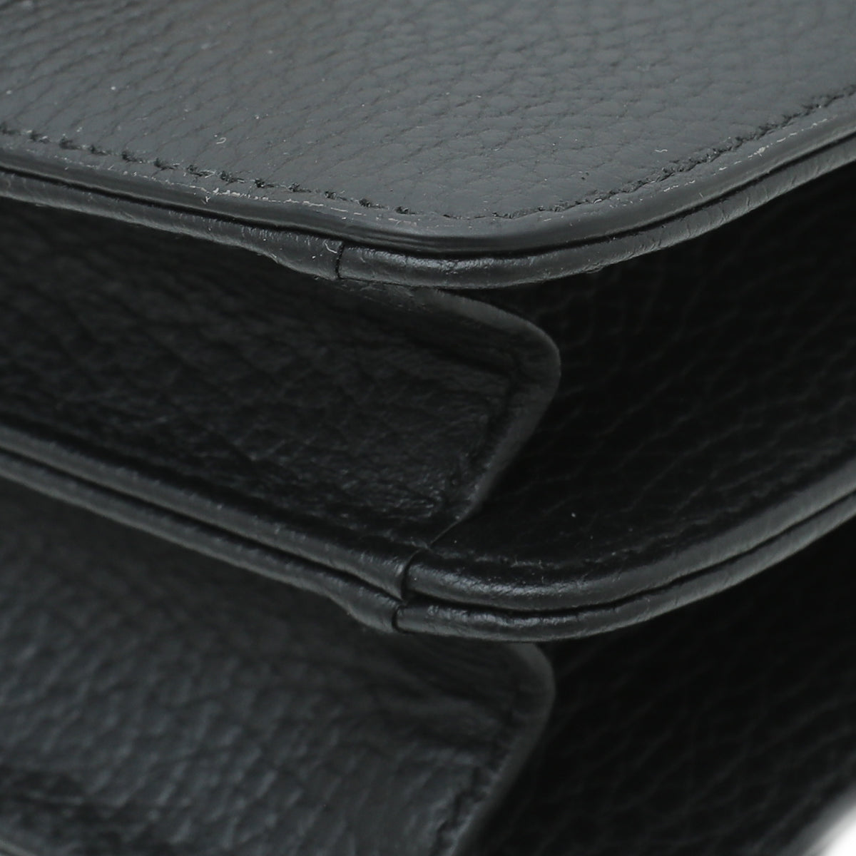 Gucci Chain Leather Shoulder Bag