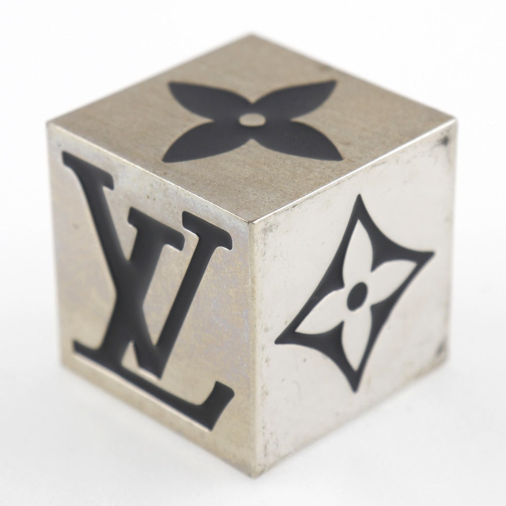 LOUIS VUITTON Other miscellaneous goods magnet Silver Table game Cube game mens(Unisex)