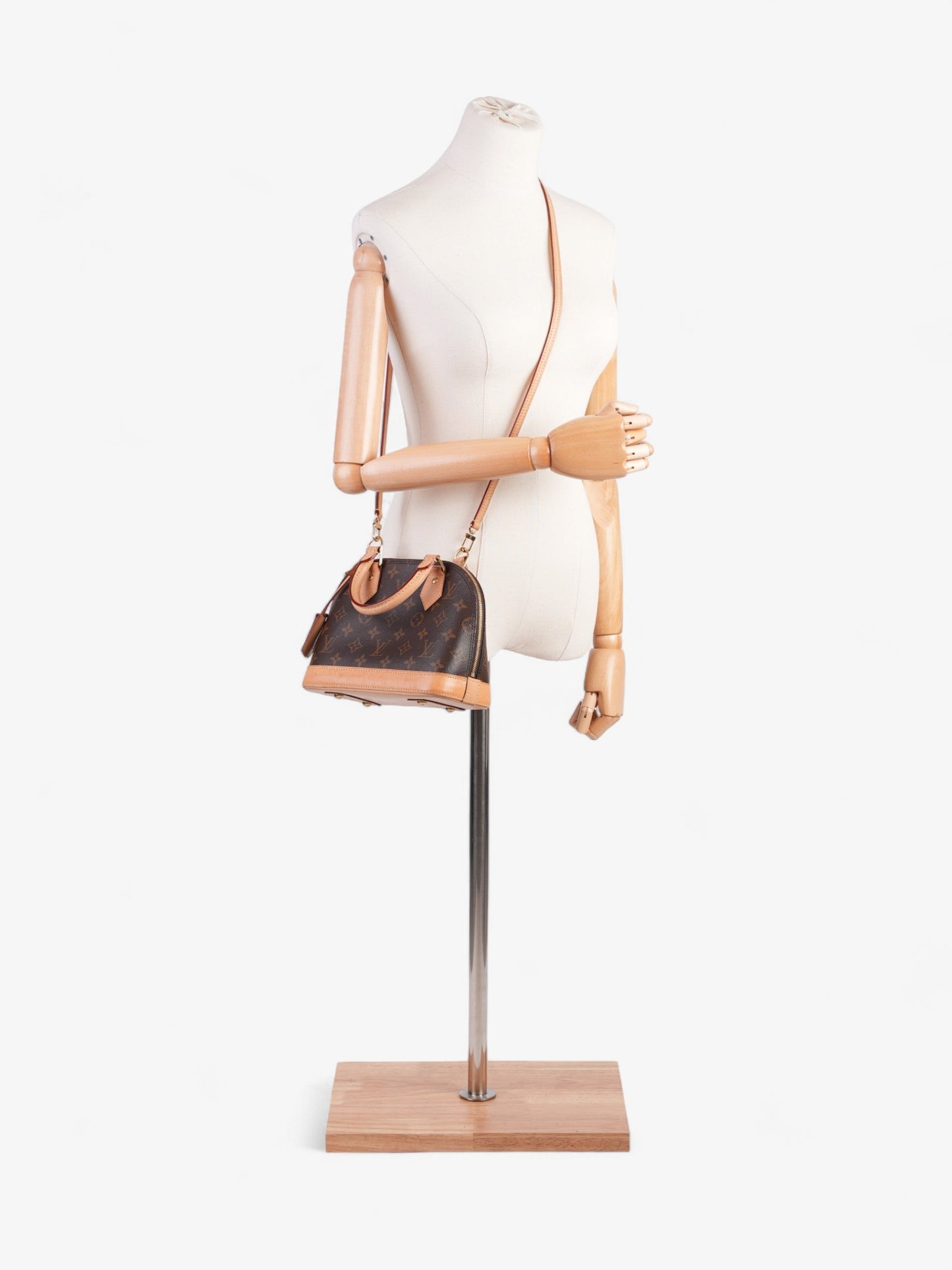 Louis Vuitton Alma BB Monogram / Beige Coated Canvas