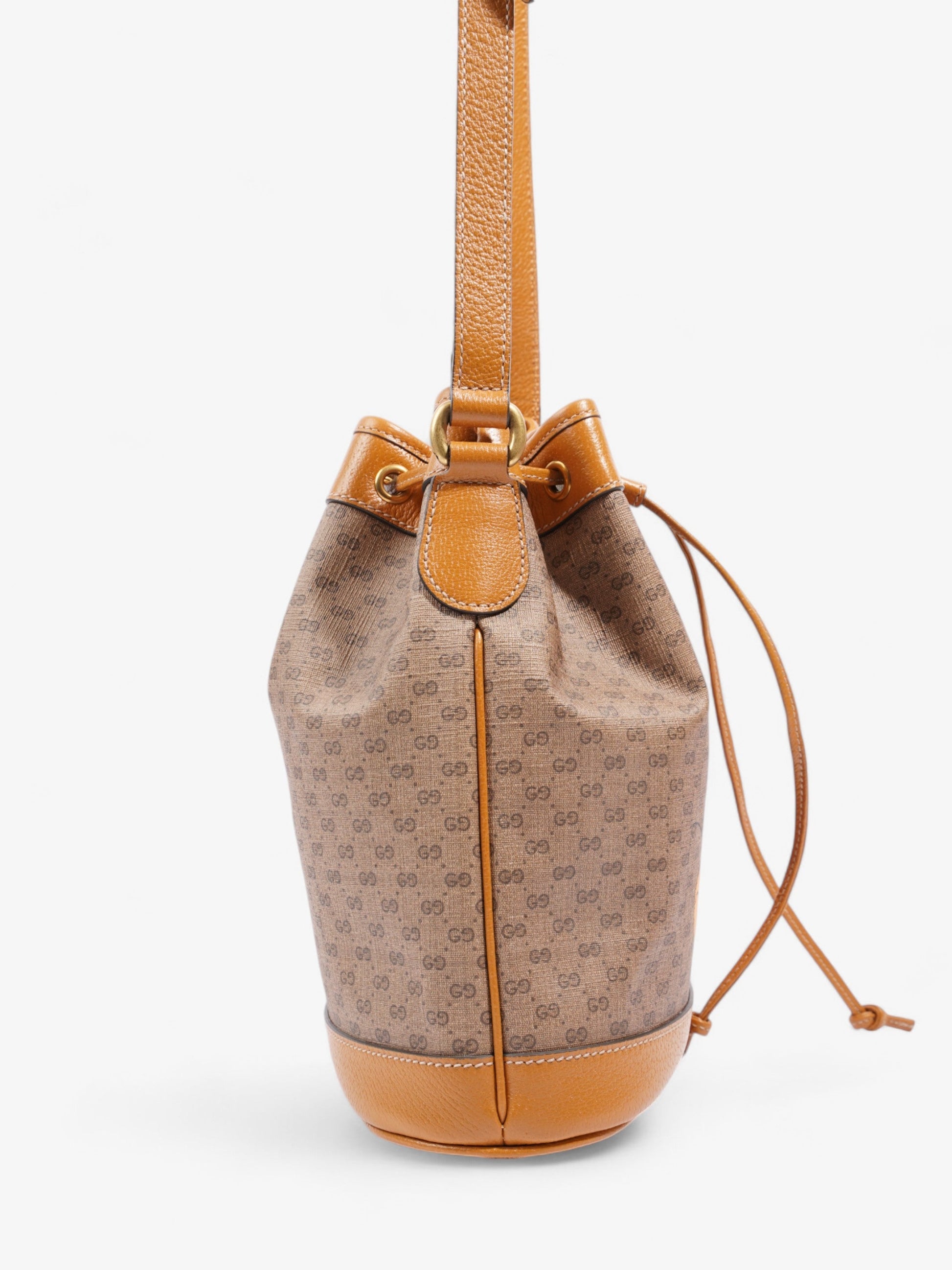 Gucci x Disney Bucket Bag GG Supreme / Tan Canvas
