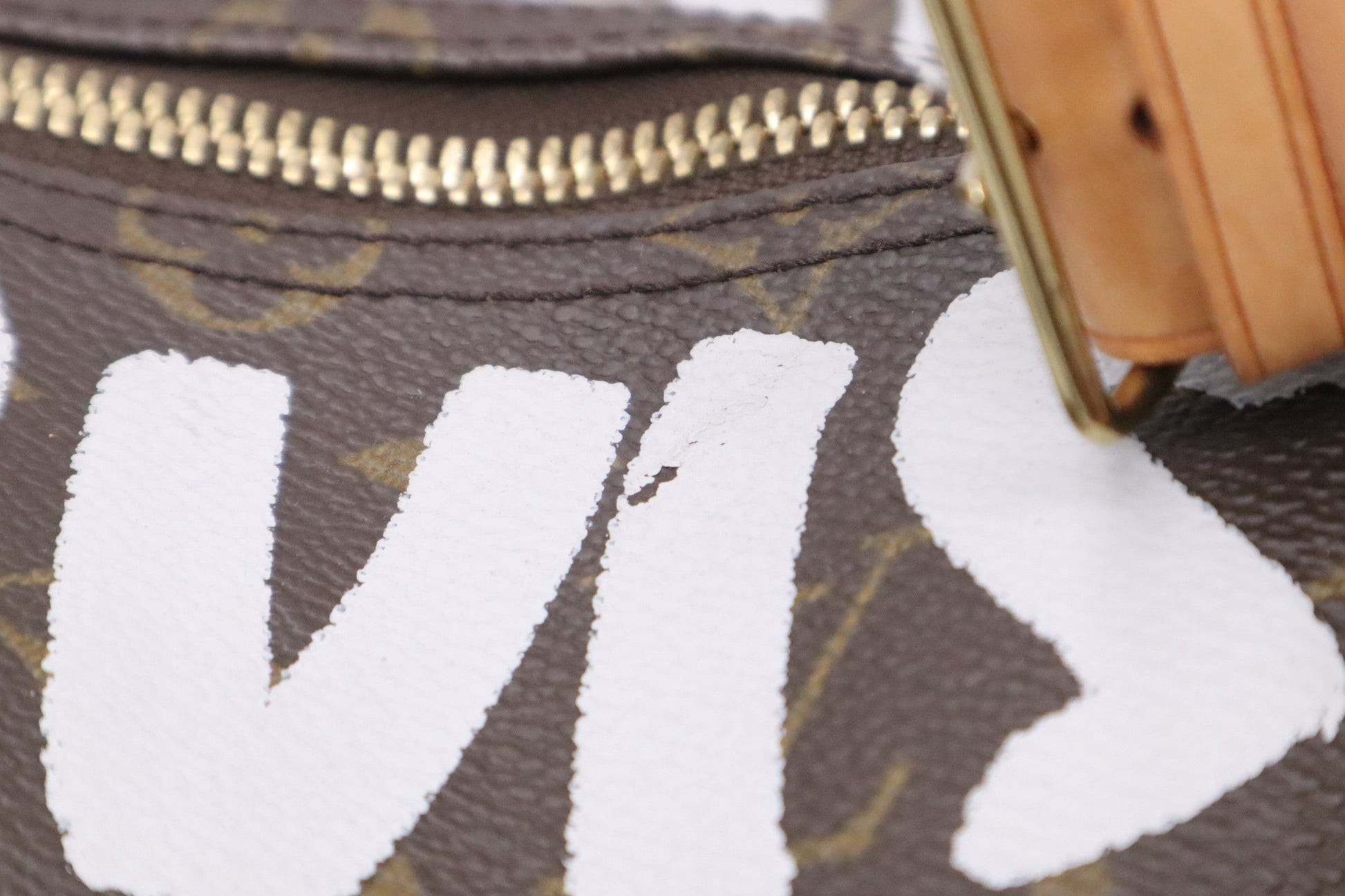 Louis Vuitton x Stephen Spro Keepall 50 in White Graffiti Monogram Canvas
