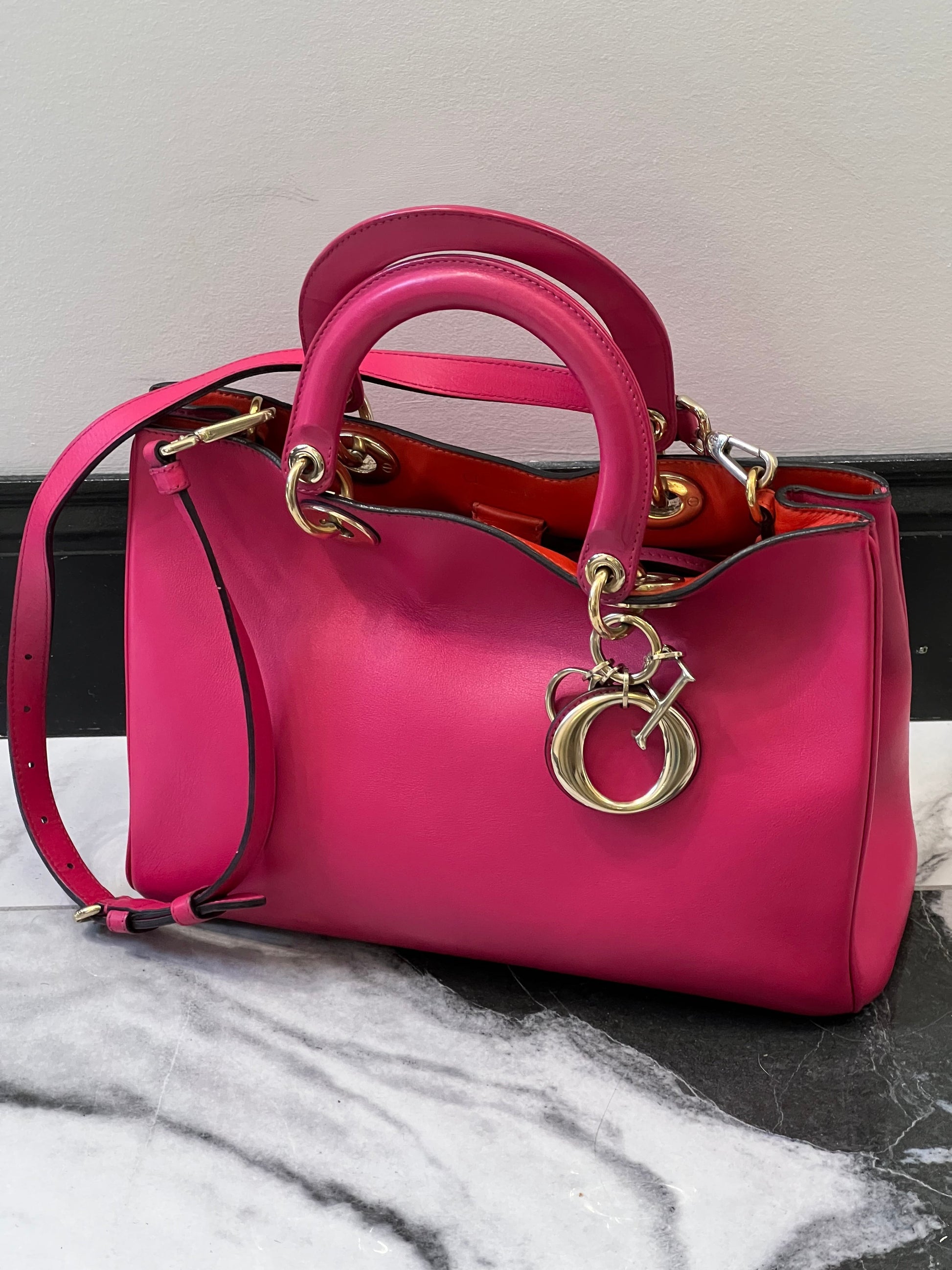 DIOR Smooth Calfskin Large Diorissimo Tote Fuchsia