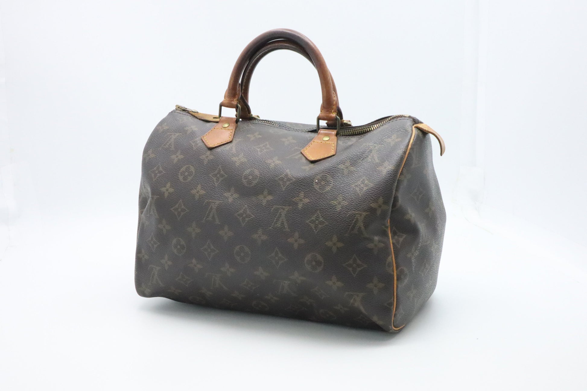Louis Vuitton Speedy 30 in Monogram Canvas
