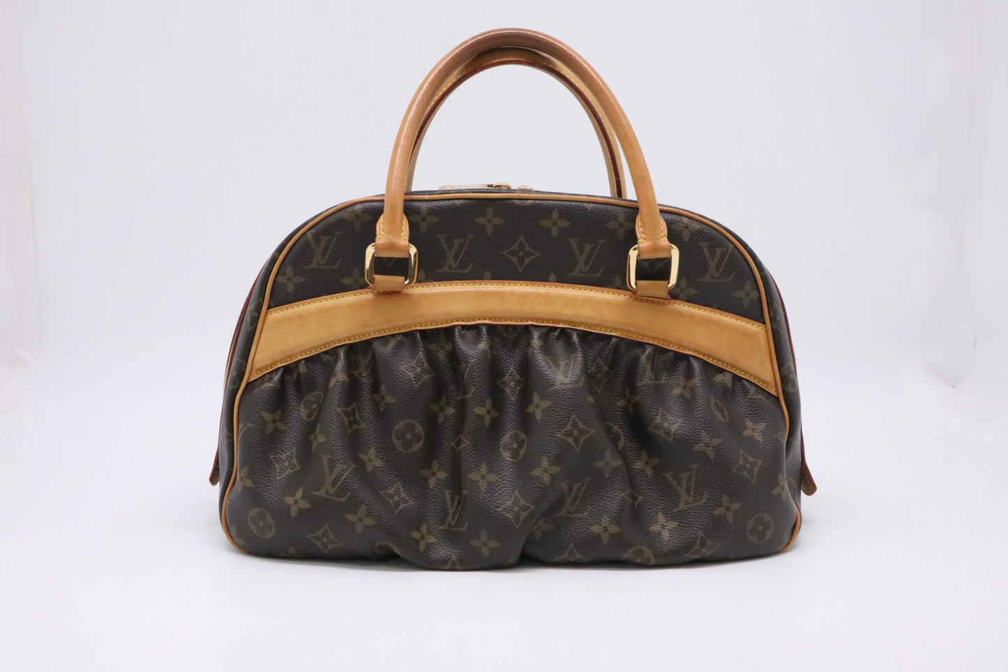 Luxury Women's Handbag | Louis Vuitton Mizi in Monogram Canvas