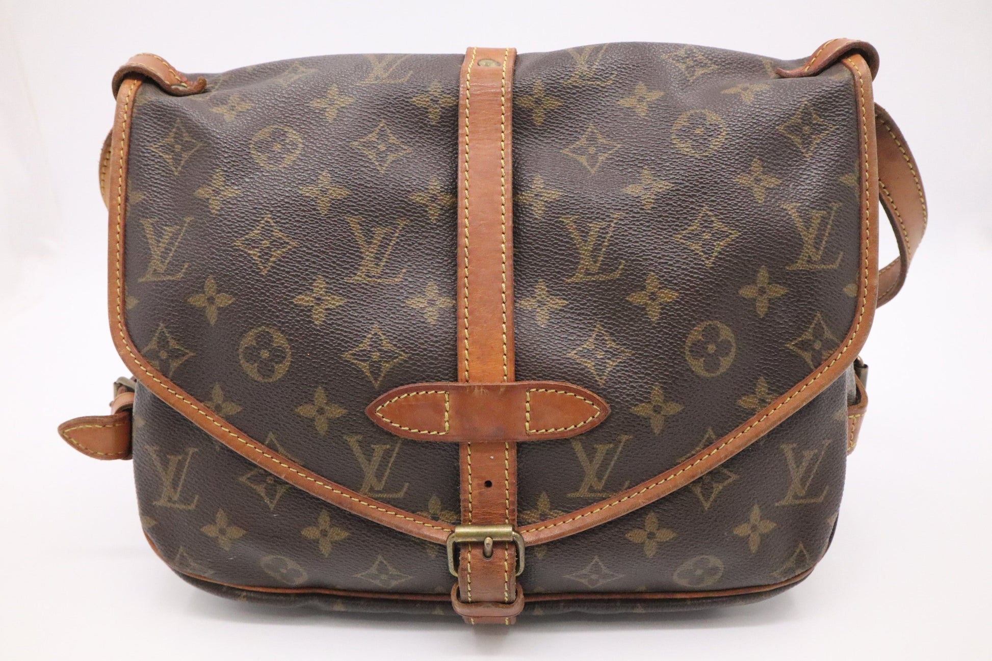 Louis Vuitton Saumur 30 in Monogram Canvas